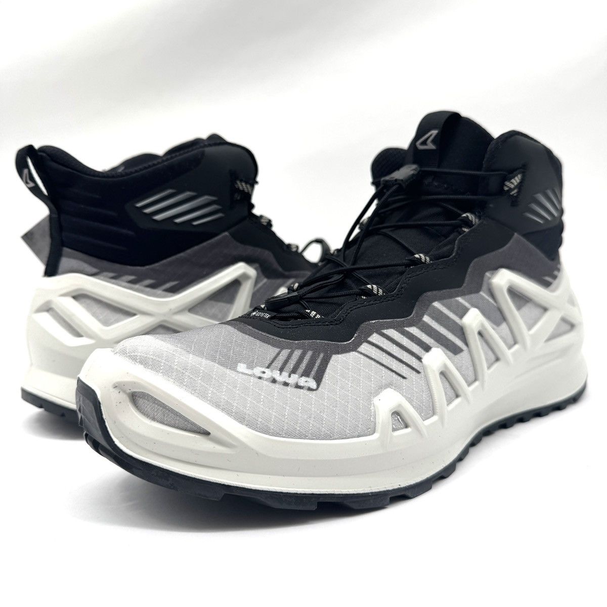 LOWA Lowa Men's Merger GTX Mid Off White Waterproof Hiking Boots Size US 11.5 / EU 44-45 - 4 Thumbnail