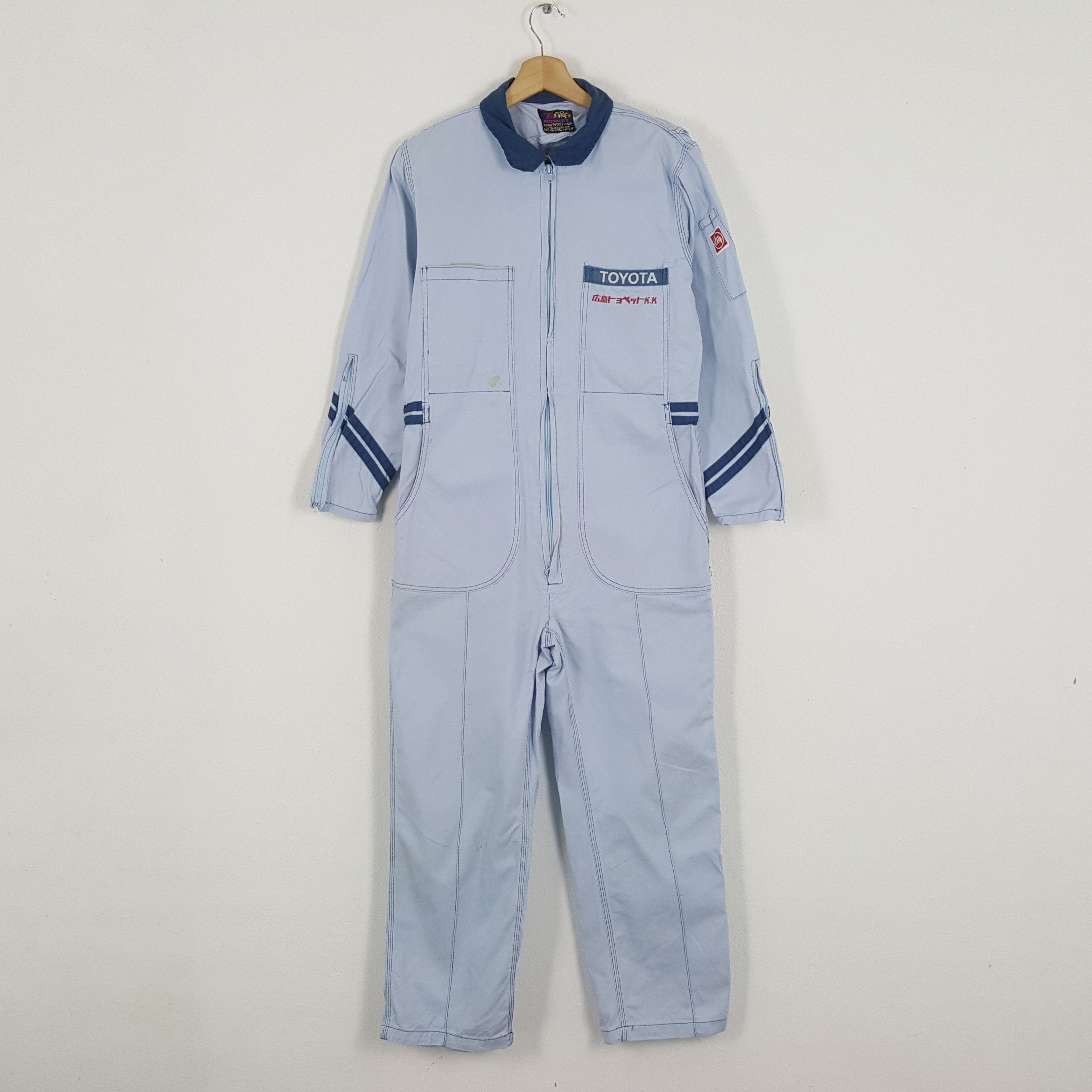 Vintage Vintage TOYOTA Japanese Racing Team Coverall Jacket Size US S / EU 44-46 / 1 - 1 Thumbnail