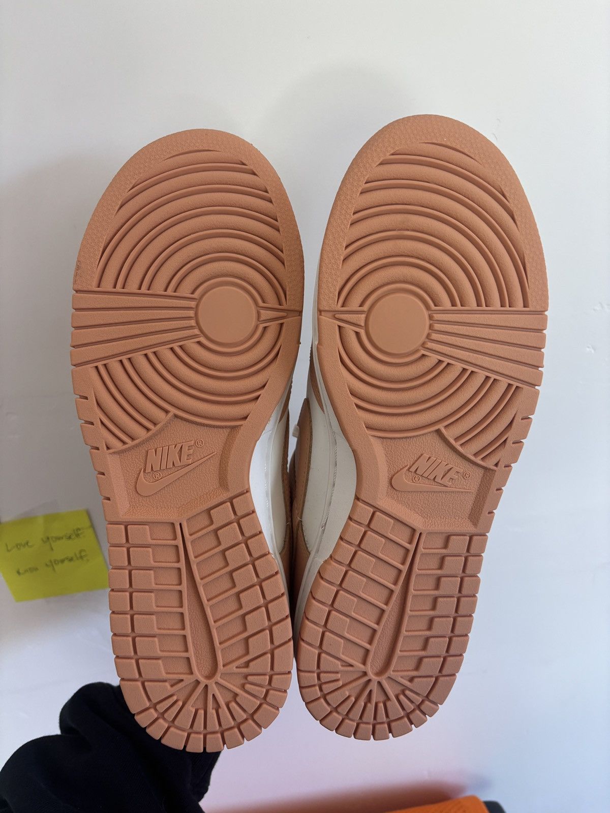 Nike Nike Dunk Low W Harvest Gold Size US 8 / EU 41 - 8 Thumbnail