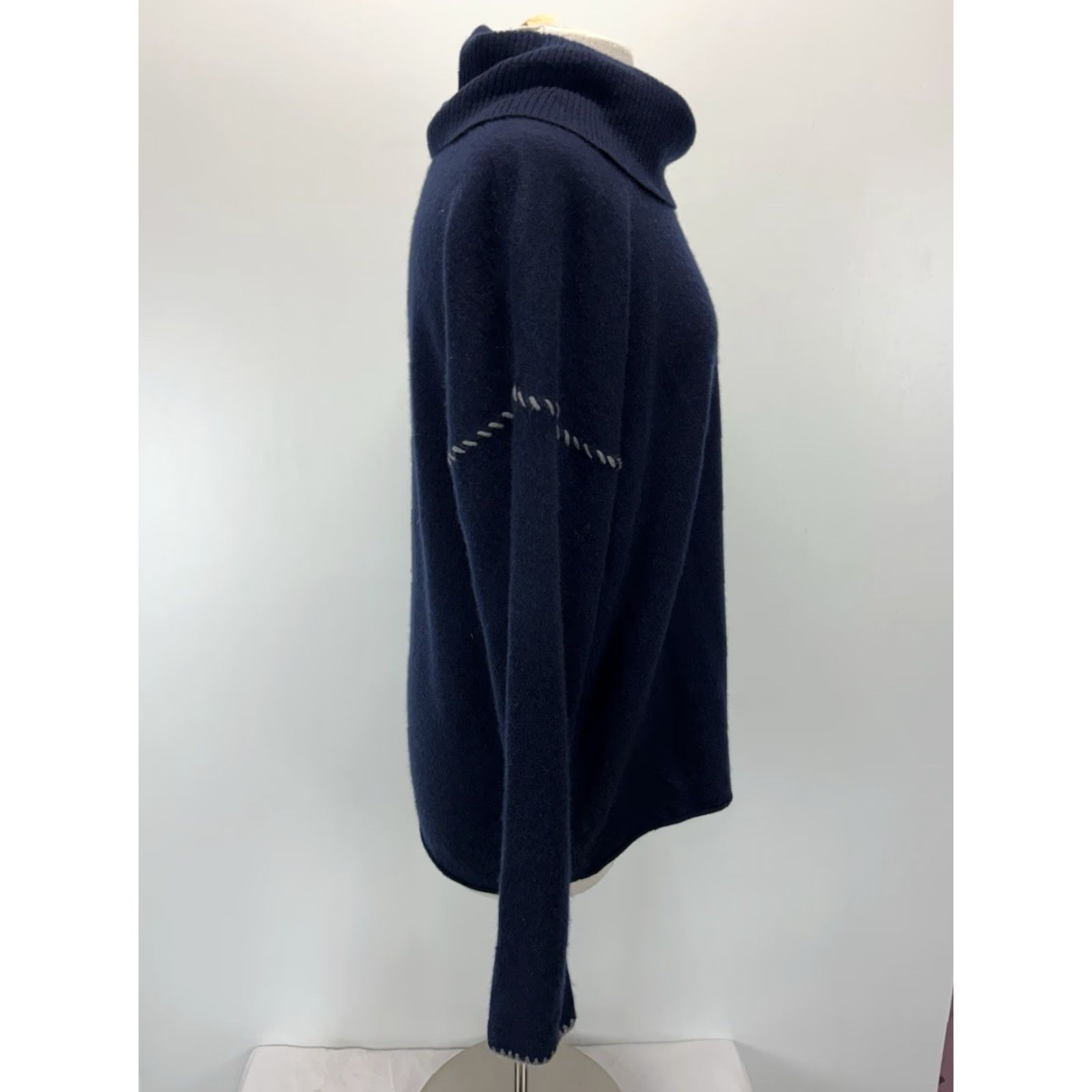 Johnny Was Johnny Was Sweater Women’s XL Navy Cashmere Blend Cowl Neck Pullover Size XL / US 12-14 / IT 48-50 - 4 Thumbnail