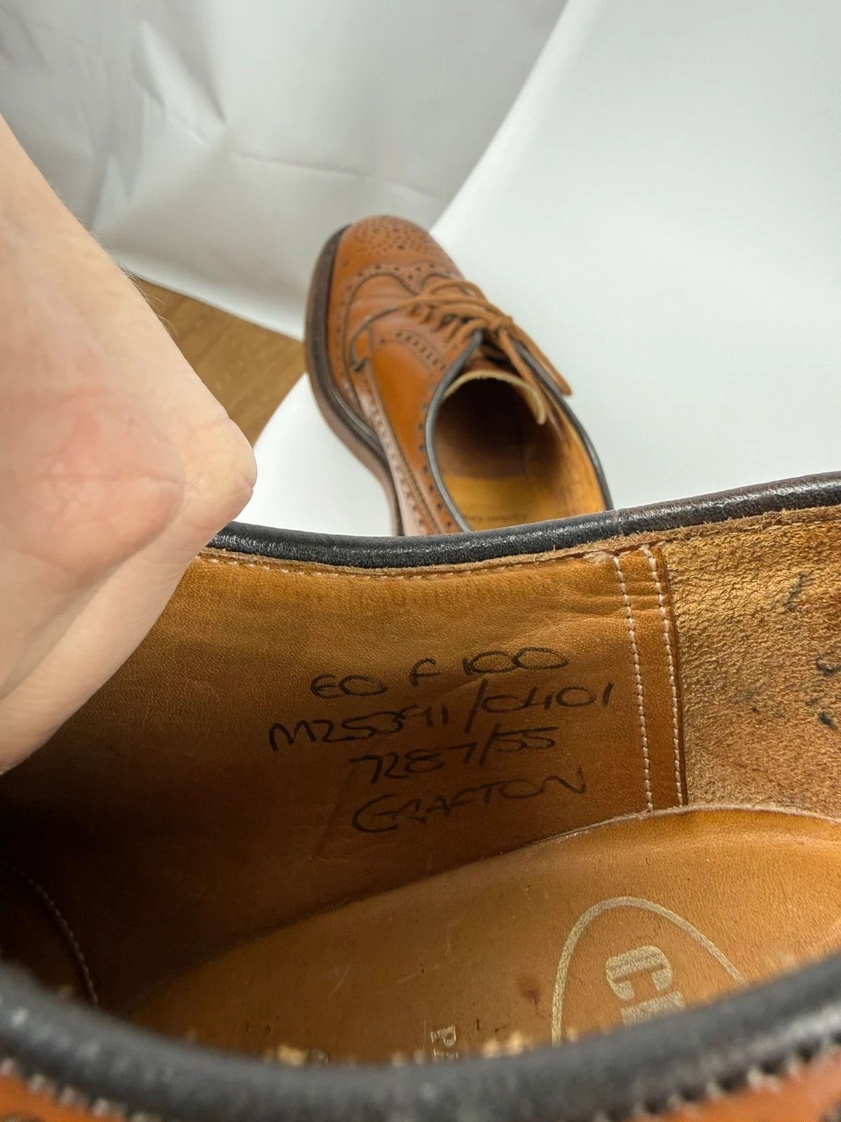 Church's Churchs Brogues Genuine Patent Leather size UK6 Size US 7 / EU 40 - 12 Thumbnail
