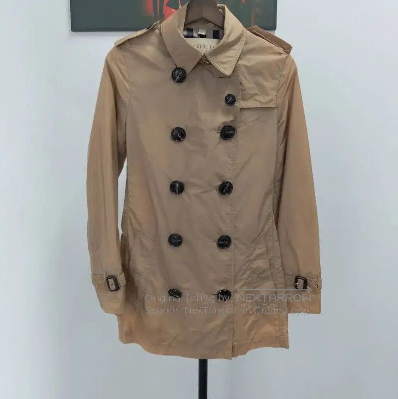 Burberry Burberry Spring Autumn Long Trench Coat. Size M / US 6-8 / IT 42-44 - 1 Thumbnail