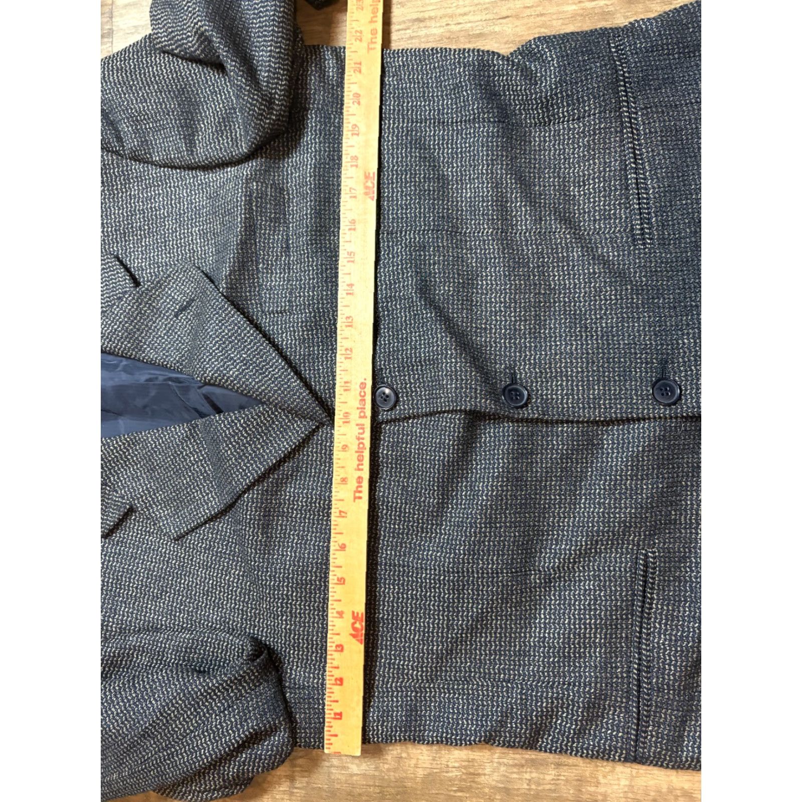 Vintage Lessona Suit Jacket Mens 40 Blue Silk Wool Made in Italy 2-Button Notch Lapel Jacket Front 2 Piece Regular Size 40 Mens Blue Black? Size 40R - 4 Thumbnail