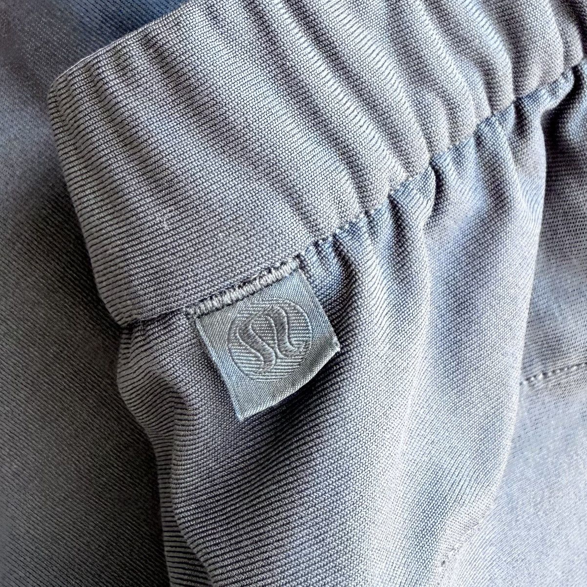 Lululemon Lululemon ABC Warpstreme Relaxed Fit Tapered Pull On Pants Size US 38 / EU 54 - 4 Thumbnail
