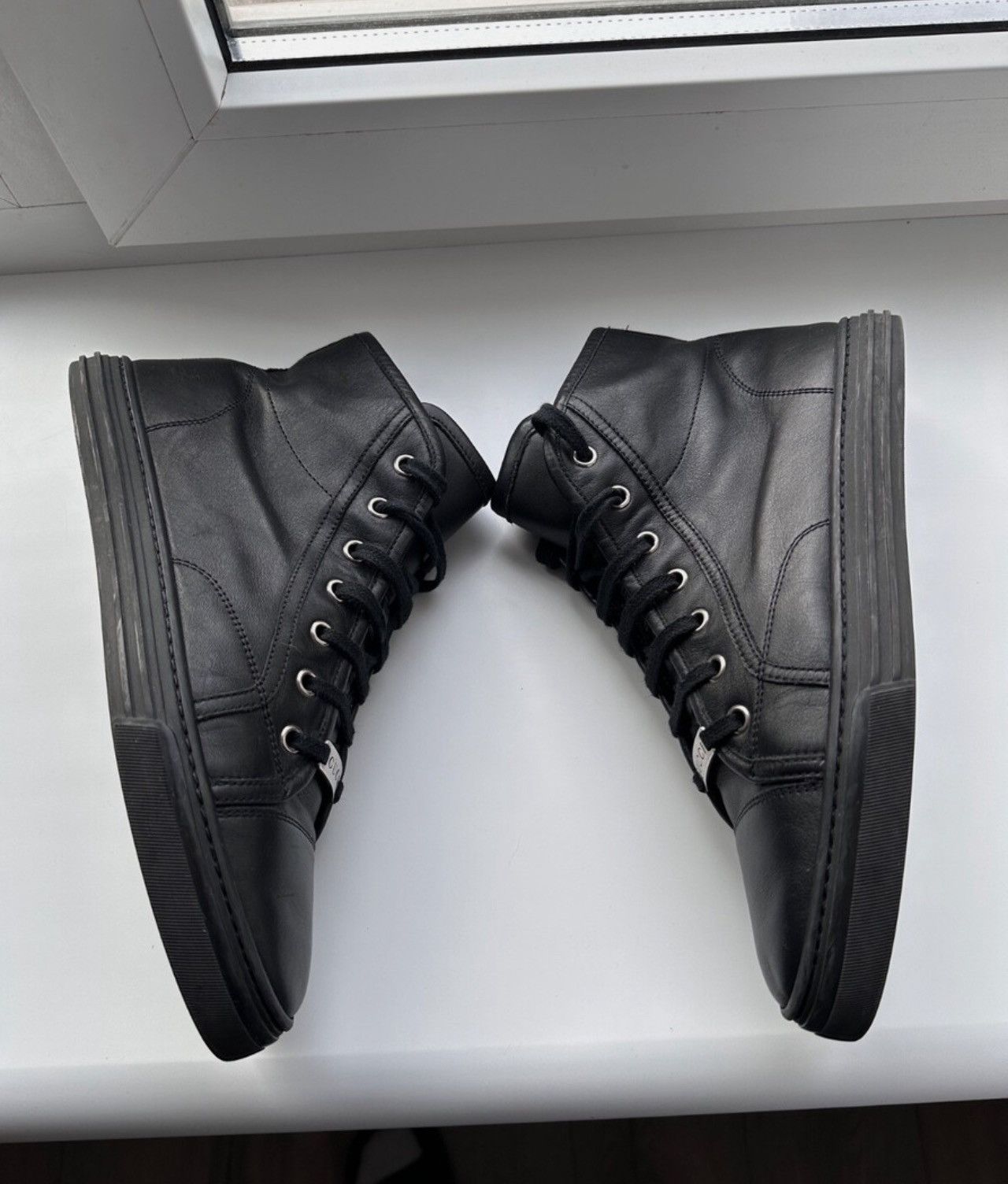 Gucci Gucci Men’s Black Leather Sneakers 423299 - Size 38 EU Rare Size US 6 / EU 39 - 9 Thumbnail