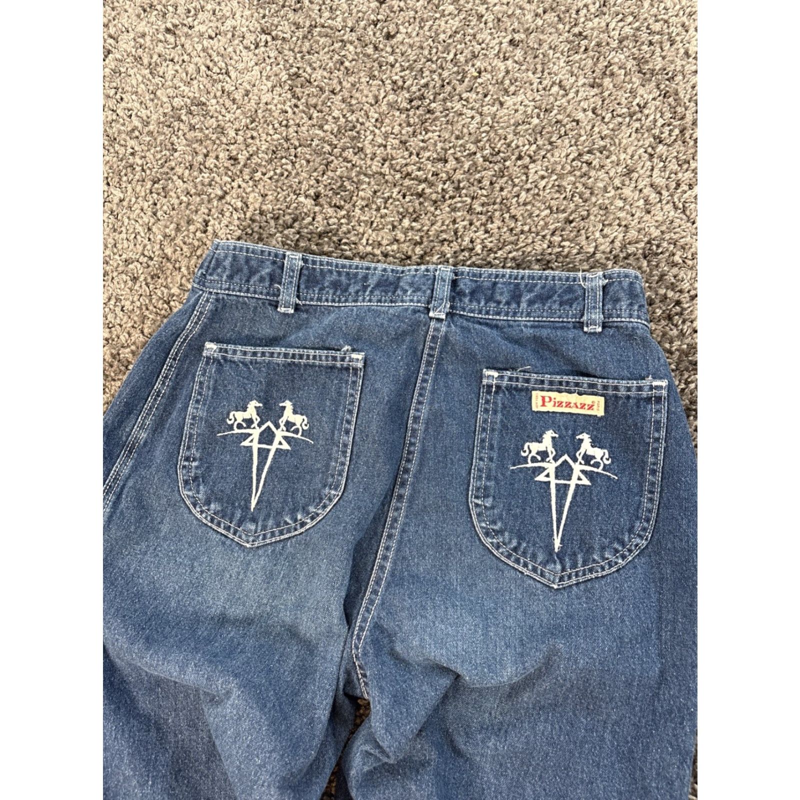 Vintage VINTAGE Pizzazz Jeans Womens 28x31 Embroidered Horse Dark Wash 70s Jeans Horse Embroidered Dark Wash 70s Womens 28x31 Size 28" / US 6 / IT 42 - 2 Thumbnail