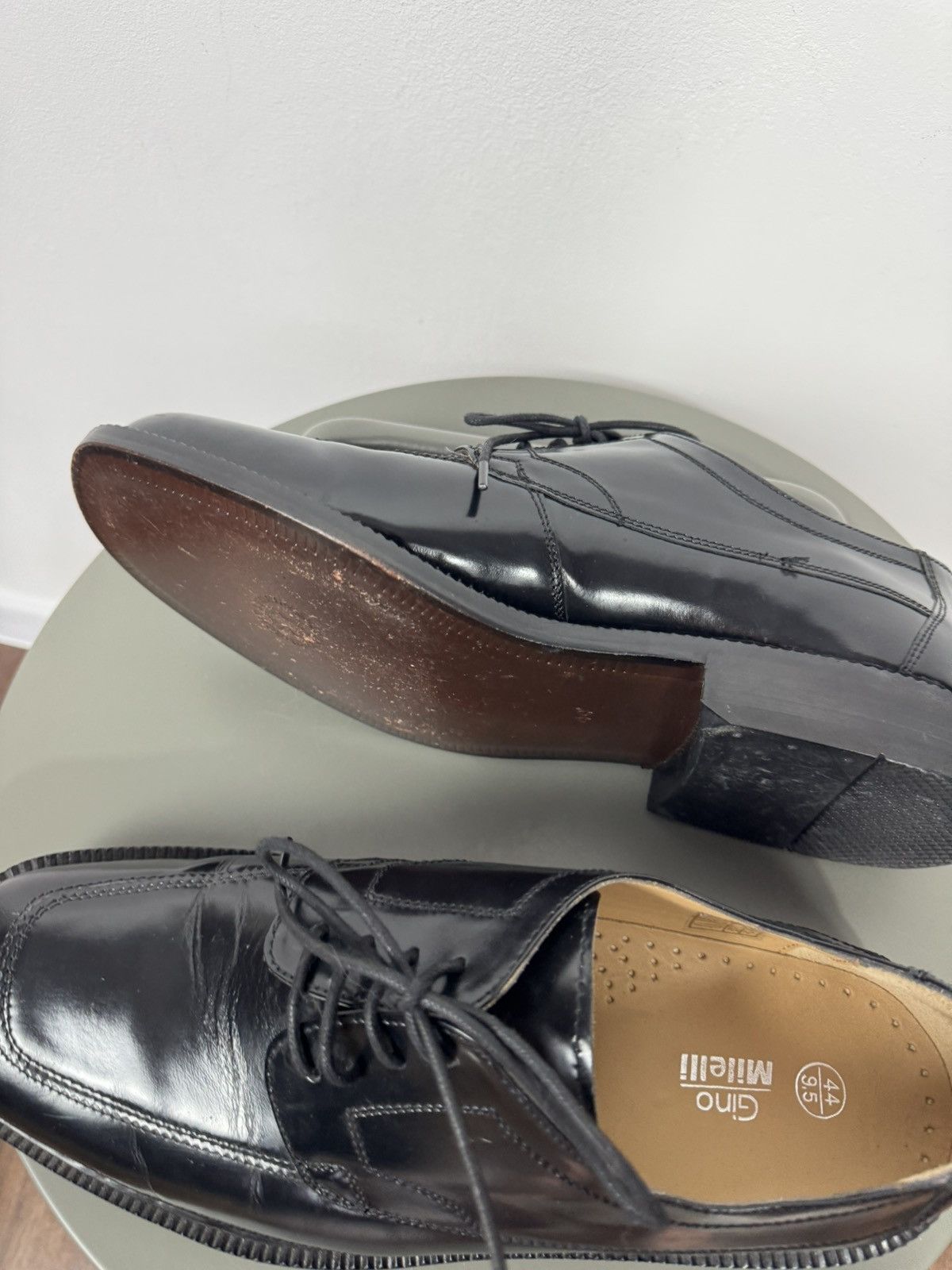 Other Black Leather Derby Shoes Men’s US 11 Apron Toe Classic Size US 11 / EU 44 - 9 Thumbnail
