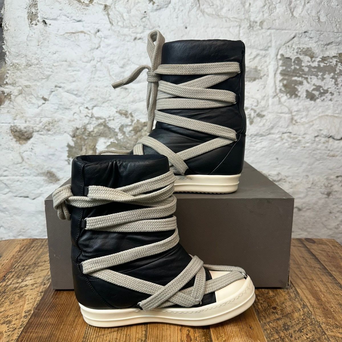 Rick Owens Rick Owens Hexa Lace Padded High Top Sneaker Size 36.5 Size US 5.5 / IT 35.5 - 2 Thumbnail