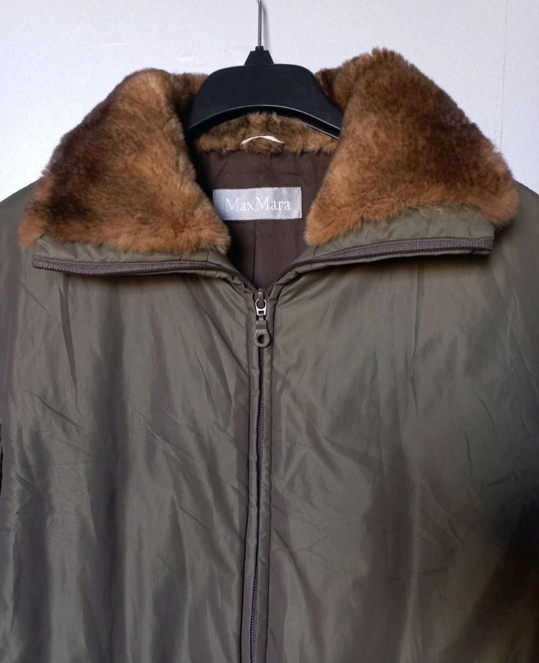 Max Mara Max Mara Jacket Coat With Fur Winter Khaki Usa 8 GB 10 Size M / US 6-8 / IT 42-44 - 3 Thumbnail