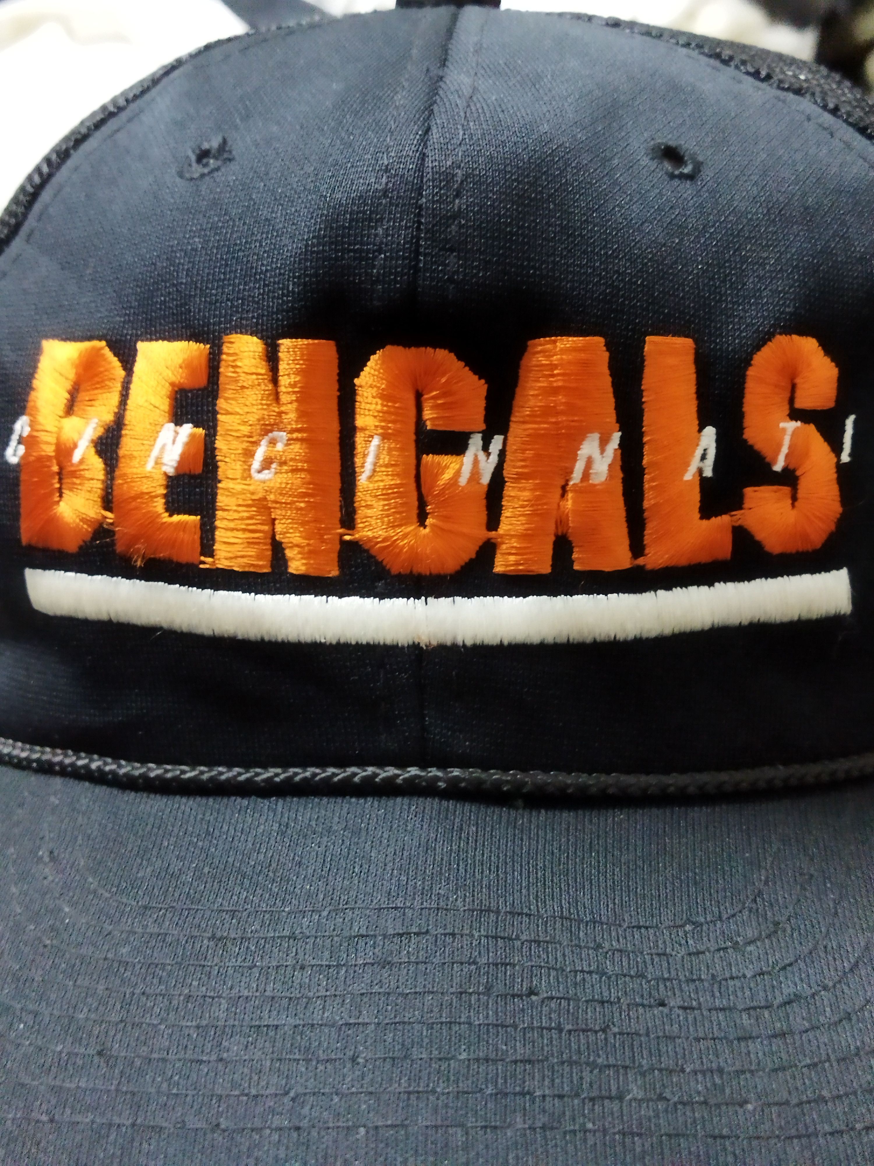 Sports Specialties × Vintage Vintage Cincinnati Bengals Sports Specialties Trucker Hat Size ONE SIZE - 4 Thumbnail