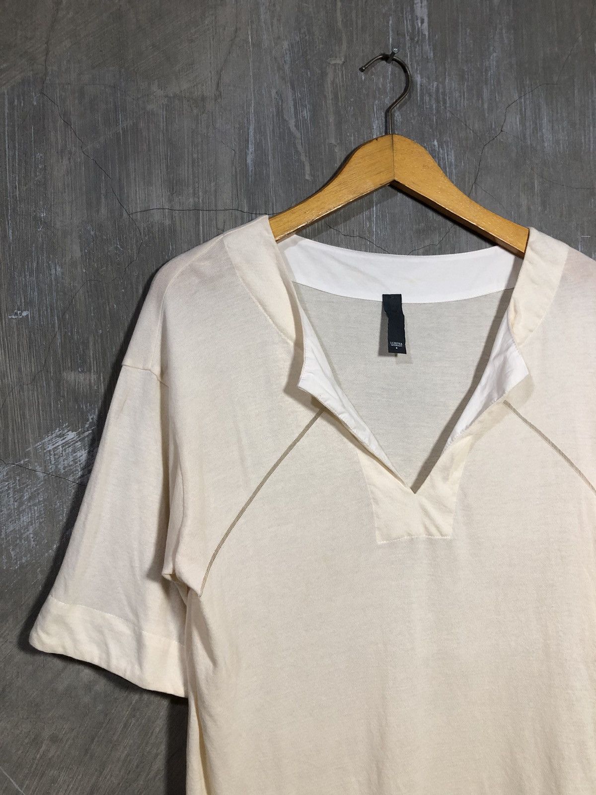 Designer × Vintage Lorena Antoniazzi Asymmetrically Tshirt Size M / US 6-8 / IT 42-44 - 2 Thumbnail