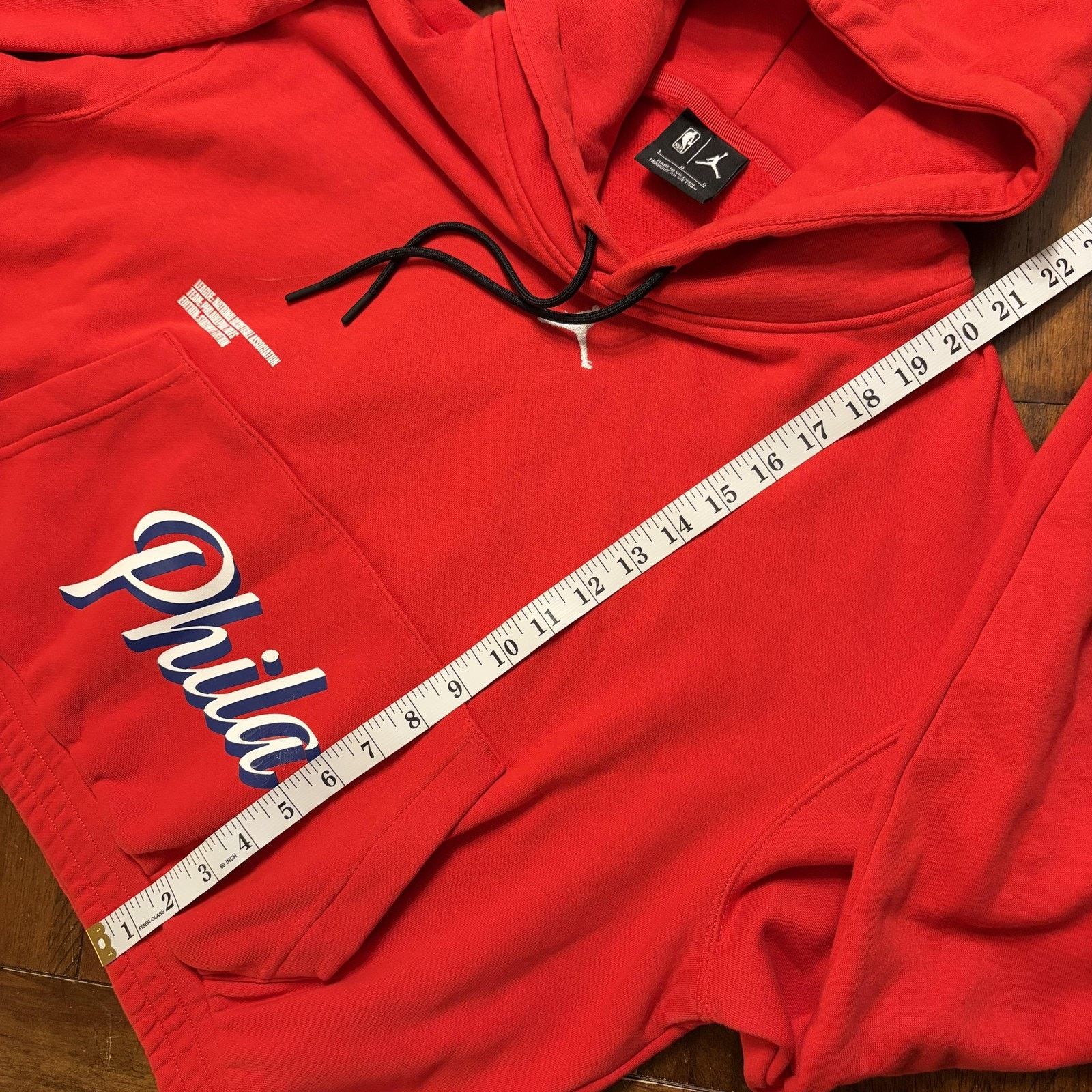 Nike Philadelphia 76ers Hoodie Womens Large Red NBA Basketball Size US L / EU 52-54 / 3 - 9 Thumbnail