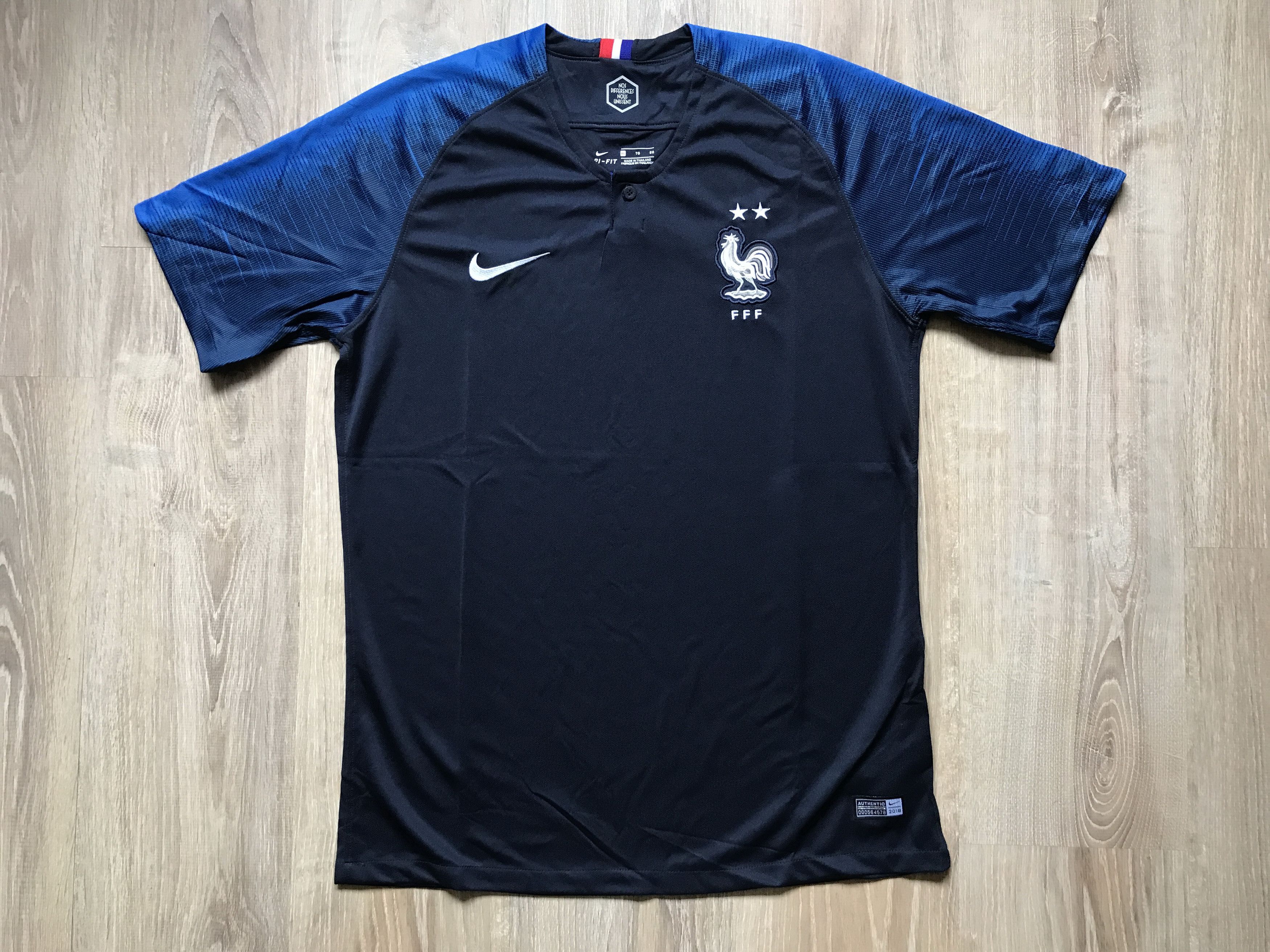 Nike Nike France Home Football Shirt 2018 Size US XL / EU 56 / 4 - 1 Thumbnail