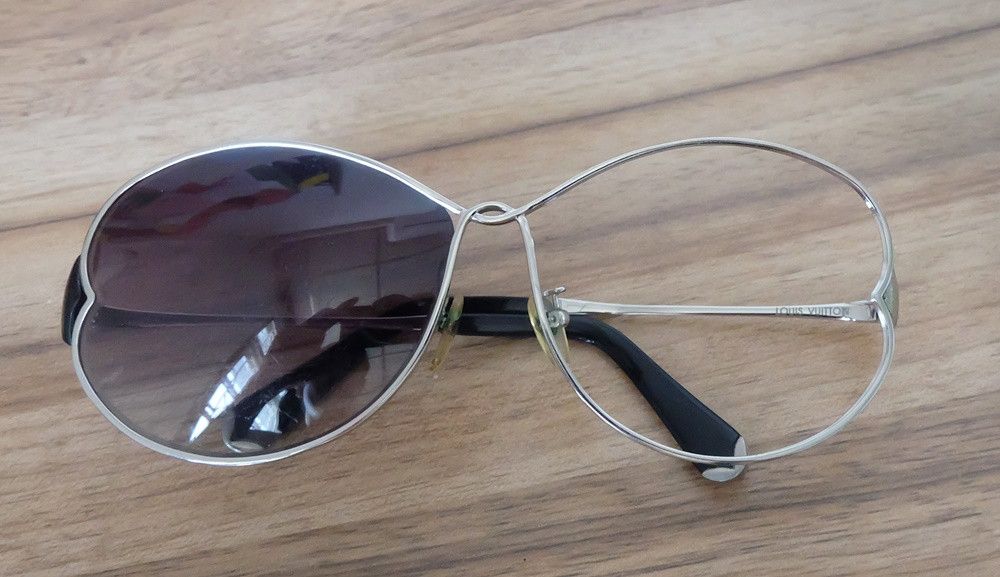 Louis Vuitton Louis Vuitton Silver Daisy Sunglasses Z0261U Size ONE SIZE - 2 Thumbnail
