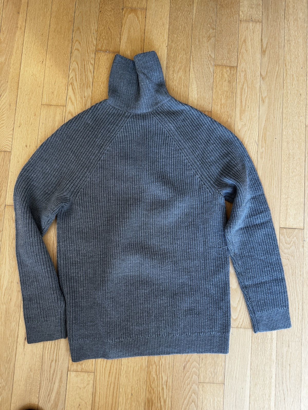 Theory Theory Martig Merino Wool Turtleneck Sweater Grey L Size US L / EU 52-54 / 3 - 1 Thumbnail