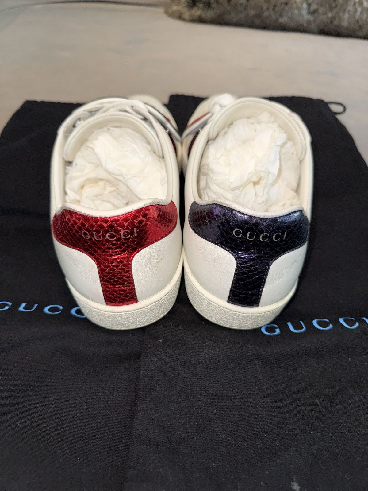 Gucci GUCCI MEN’s ACE sneaker with LOVE IS BLIND removable patches Size US 7 / EU 40 - 2 Thumbnail