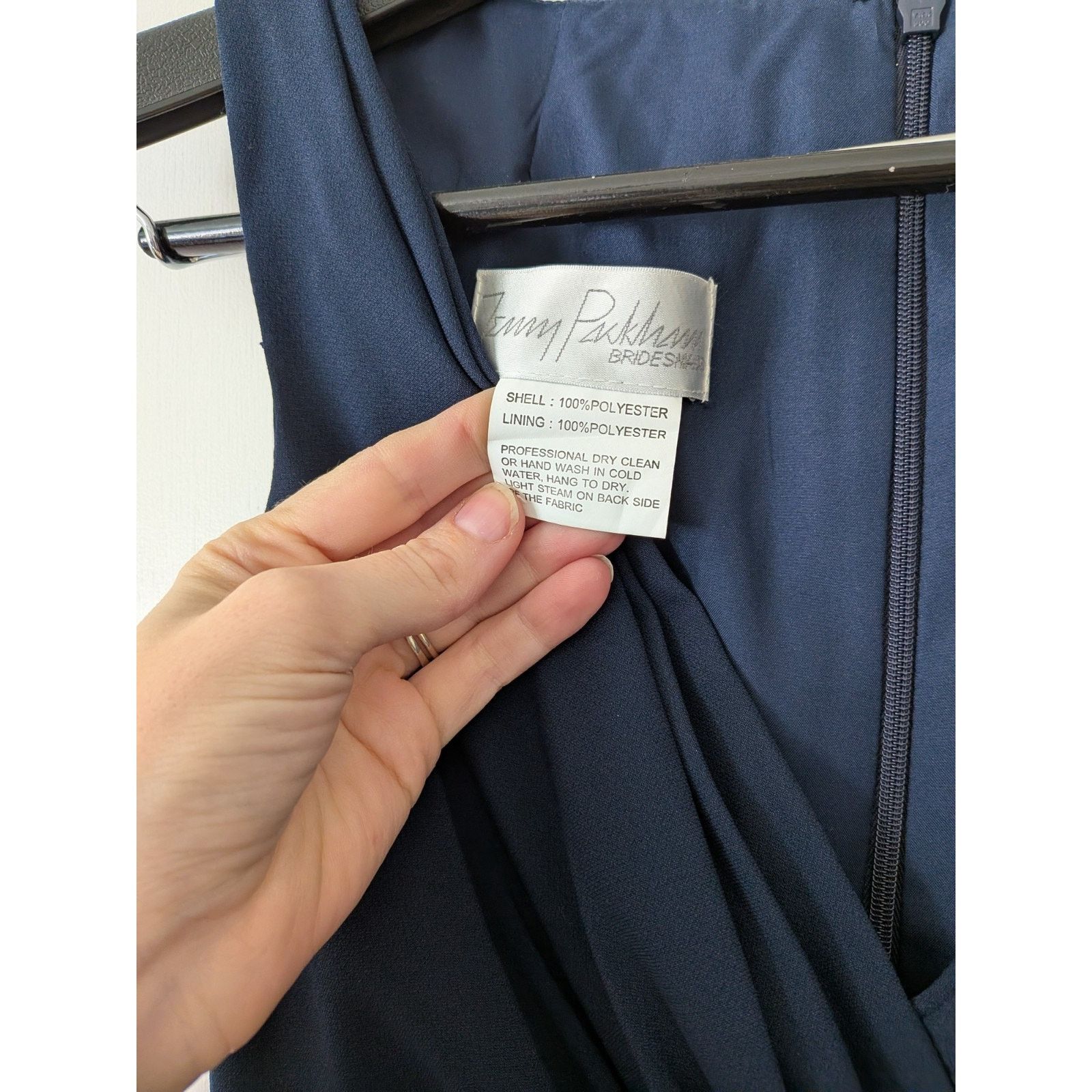 Jenny Packham Jenny Packham Bridesmaid Navy Blue V-Neck Dress Size 0 JP101 Size XS / US 0-2 / IT 36-38 - 5 Thumbnail