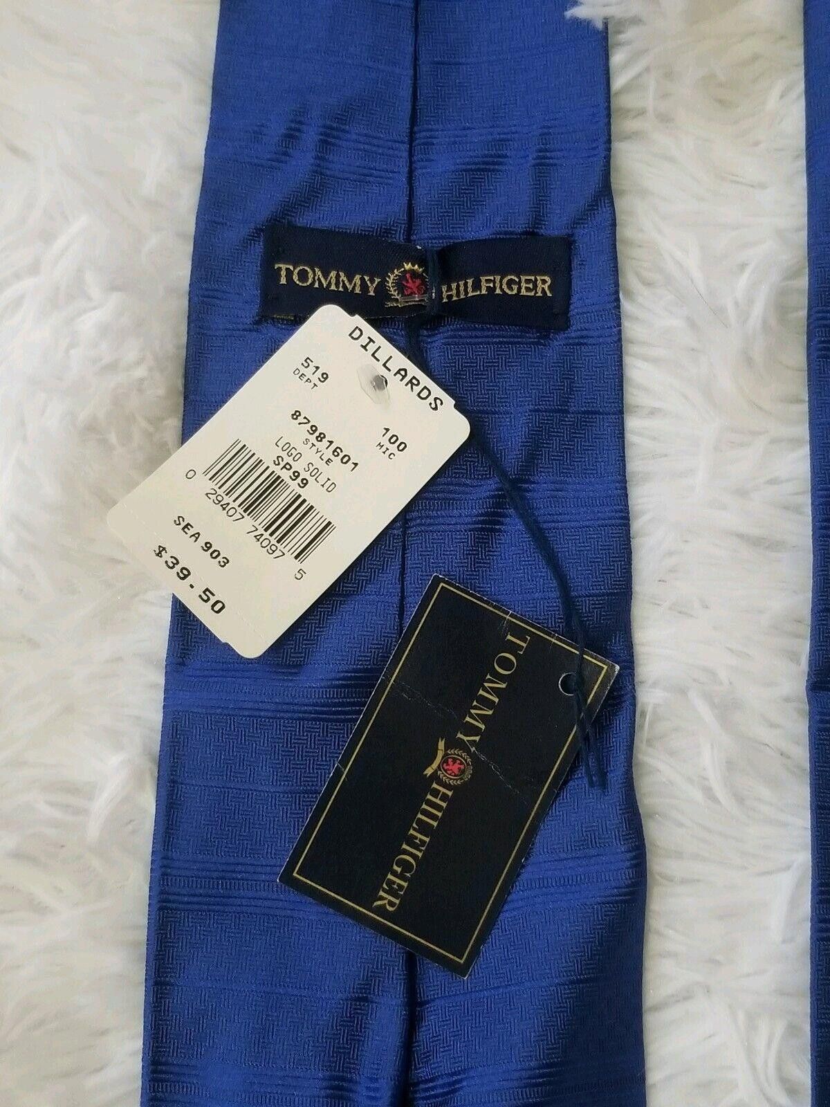 Tommy Hilfiger Tommy Hilfiger Mens Tie NWT Sea903 Logo Blue 100% Silk Size ONE SIZE - 3 Thumbnail