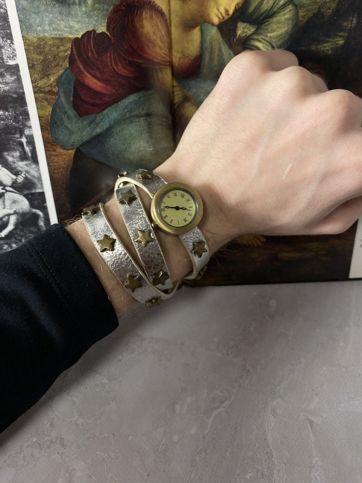 Japanese Brand Vintage Boho Star Wrap Watch Silver Leather Bronze Tone Size ONE SIZE - 1 Thumbnail