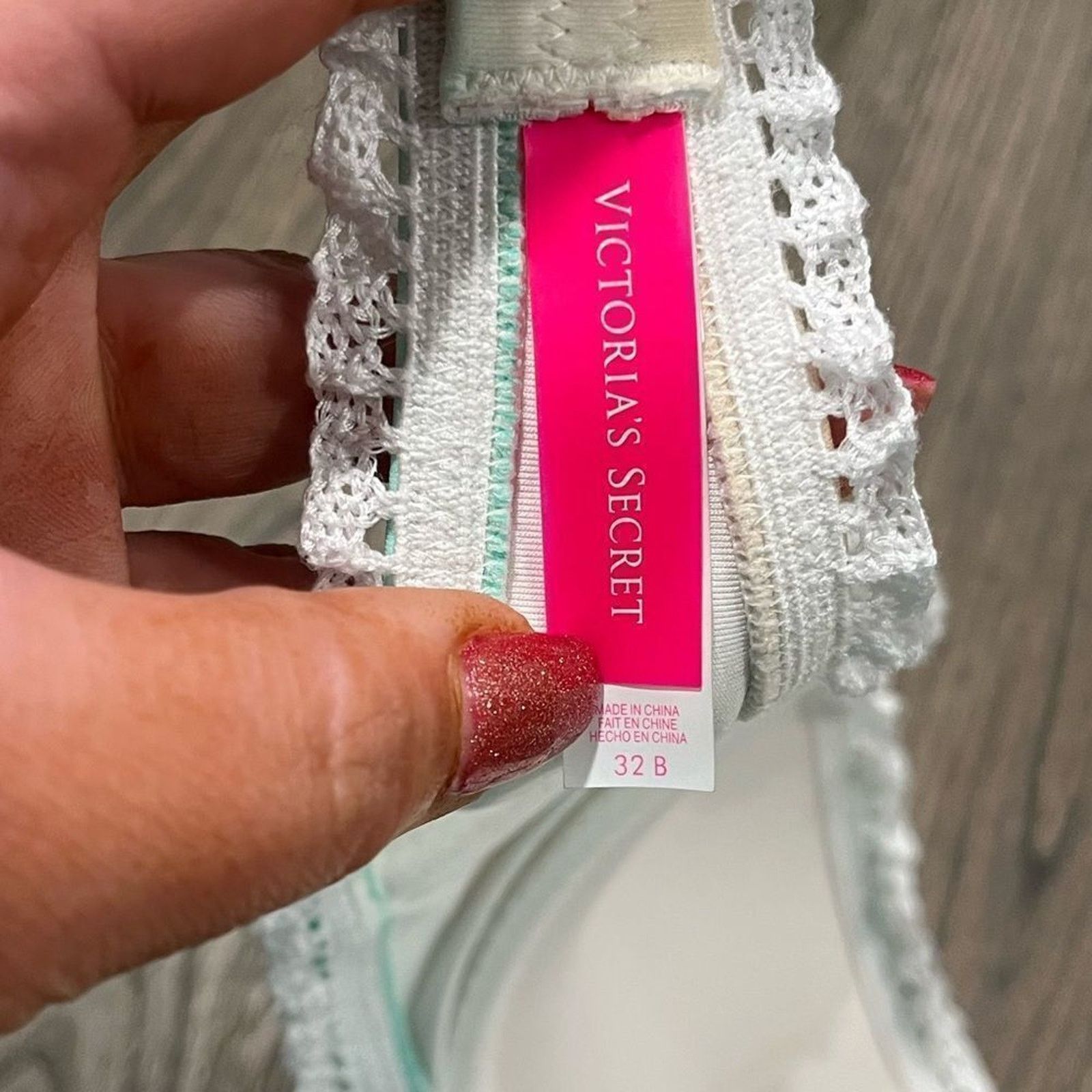 Victoria's Secret Victoria's Secret Blue Beige Ombre Bikini Top Size 32B Size ONE SIZE - 5 Thumbnail