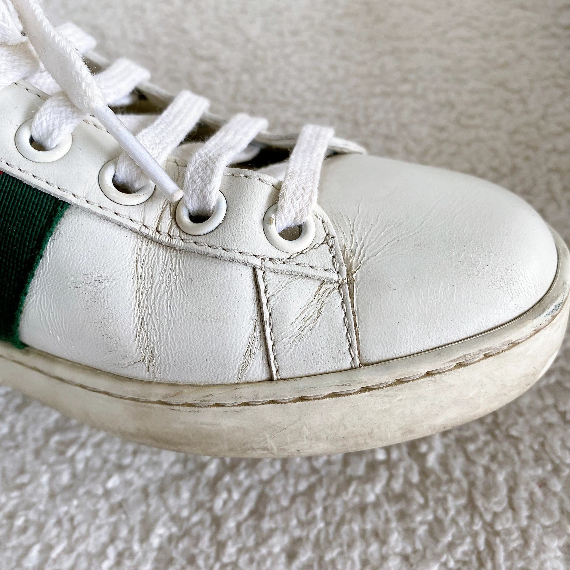Gucci Gucci white flats size 35 7313 Size US 4.5 / IT 34.5 - 8 Thumbnail