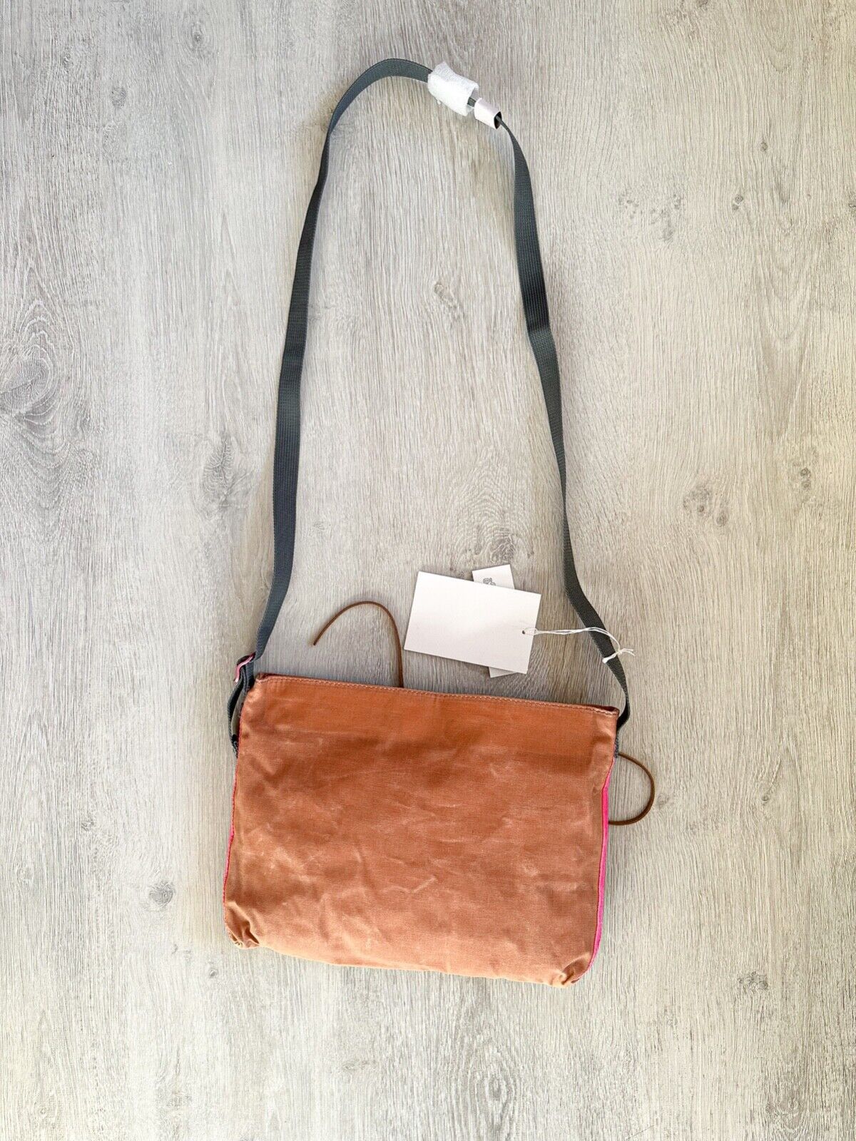 Acne Studios ACNE STUDIOS Andemer Orange Patch Waxed Cross Body Bag Size ONE SIZE - 5 Thumbnail