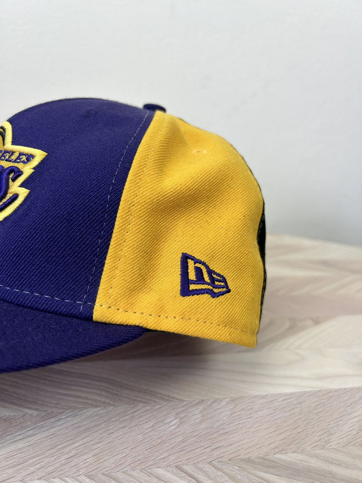 NBA × New Era × Vintage Vintage Le Brobe Los Angeles Lakers Hat Cap Size ONE SIZE - 2 Thumbnail