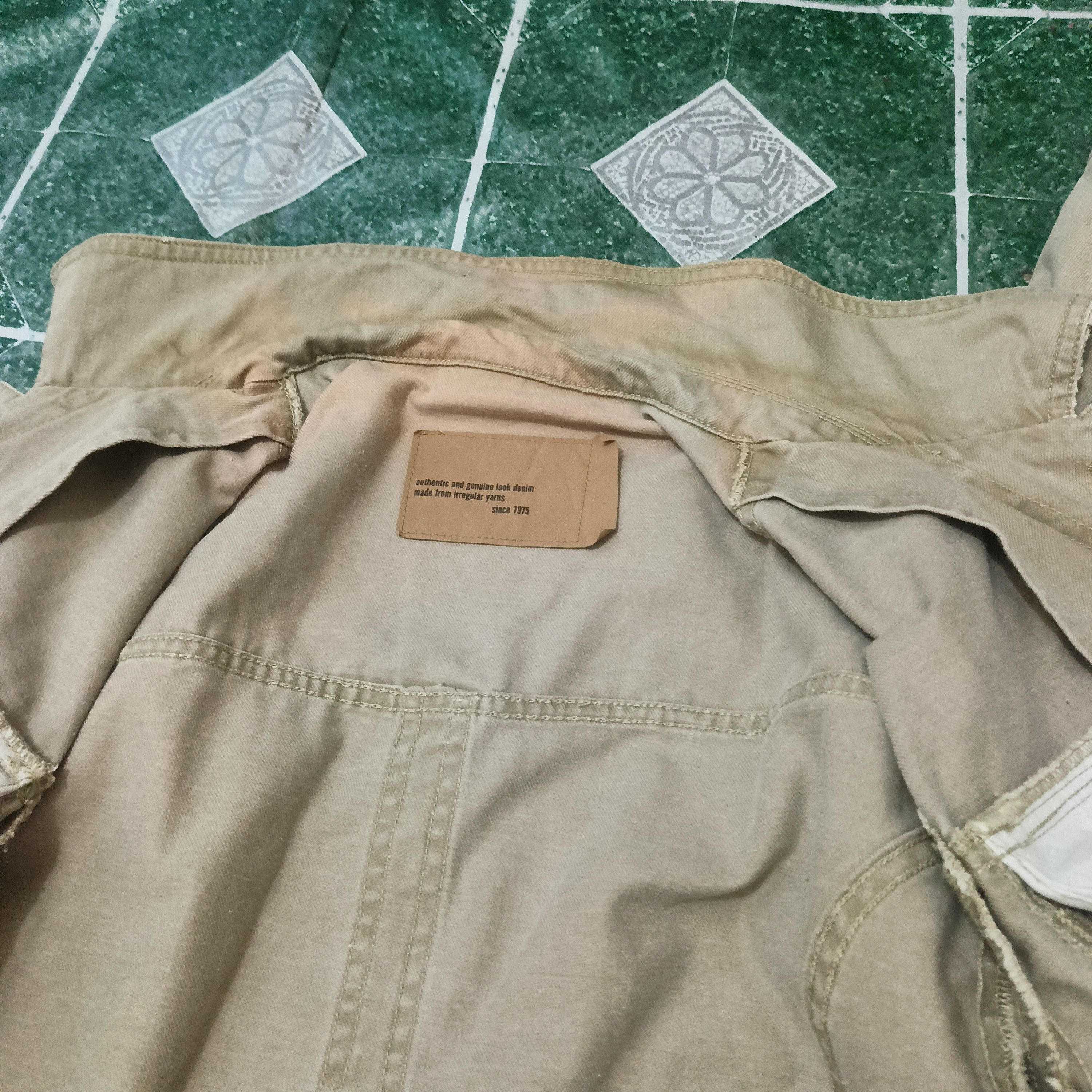 Zara Zara Distressed Denim Jacket Size US M / EU 48-50 / 2 - 15 Thumbnail