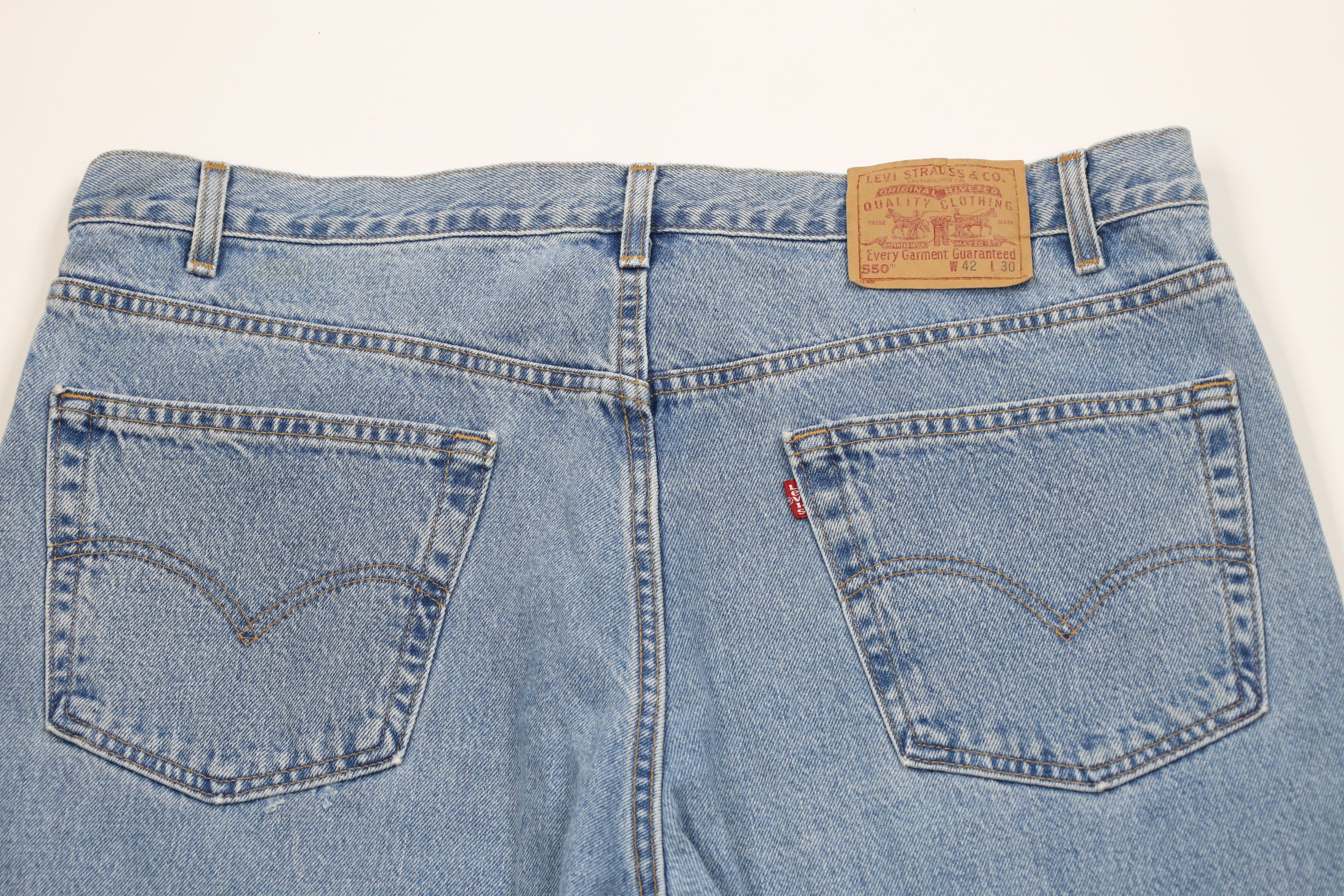 Levi's Vintage Y2K 2002 Levis 550 Relaxed Fit Denim Jeans Blue USA Size US 42 / EU 58 - 12 Thumbnail