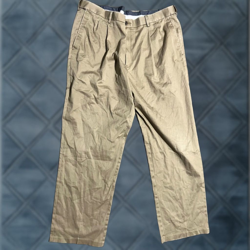 Haggar Haggar Men Pants Classic Fit Pleated Front 42x32 Beige Cotton/Polyester/Spandex Stretch Waist No-Iron Khaki Workwear Trousers Size US 42 / EU 58 - 1 Thumbnail