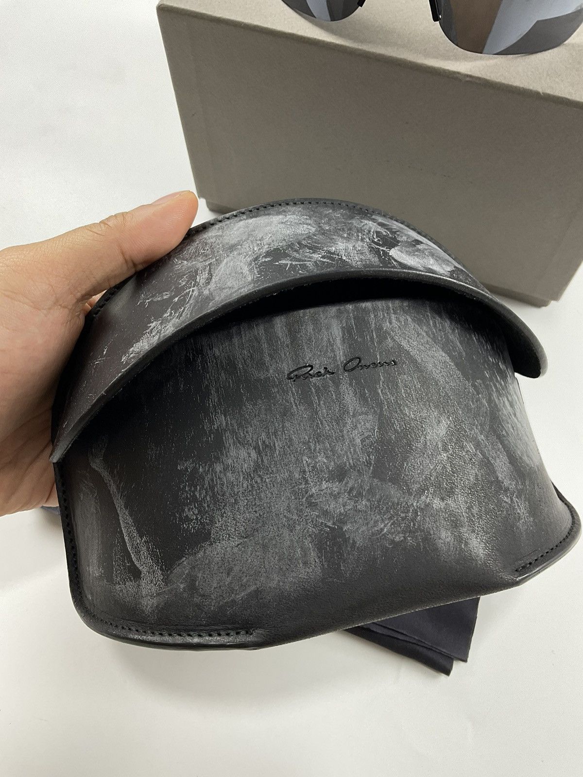 Rick Owens Rick Owens F/W'14 Moody Mask Shield Ram Horn Sunglass Size ONE SIZE - 4 Thumbnail