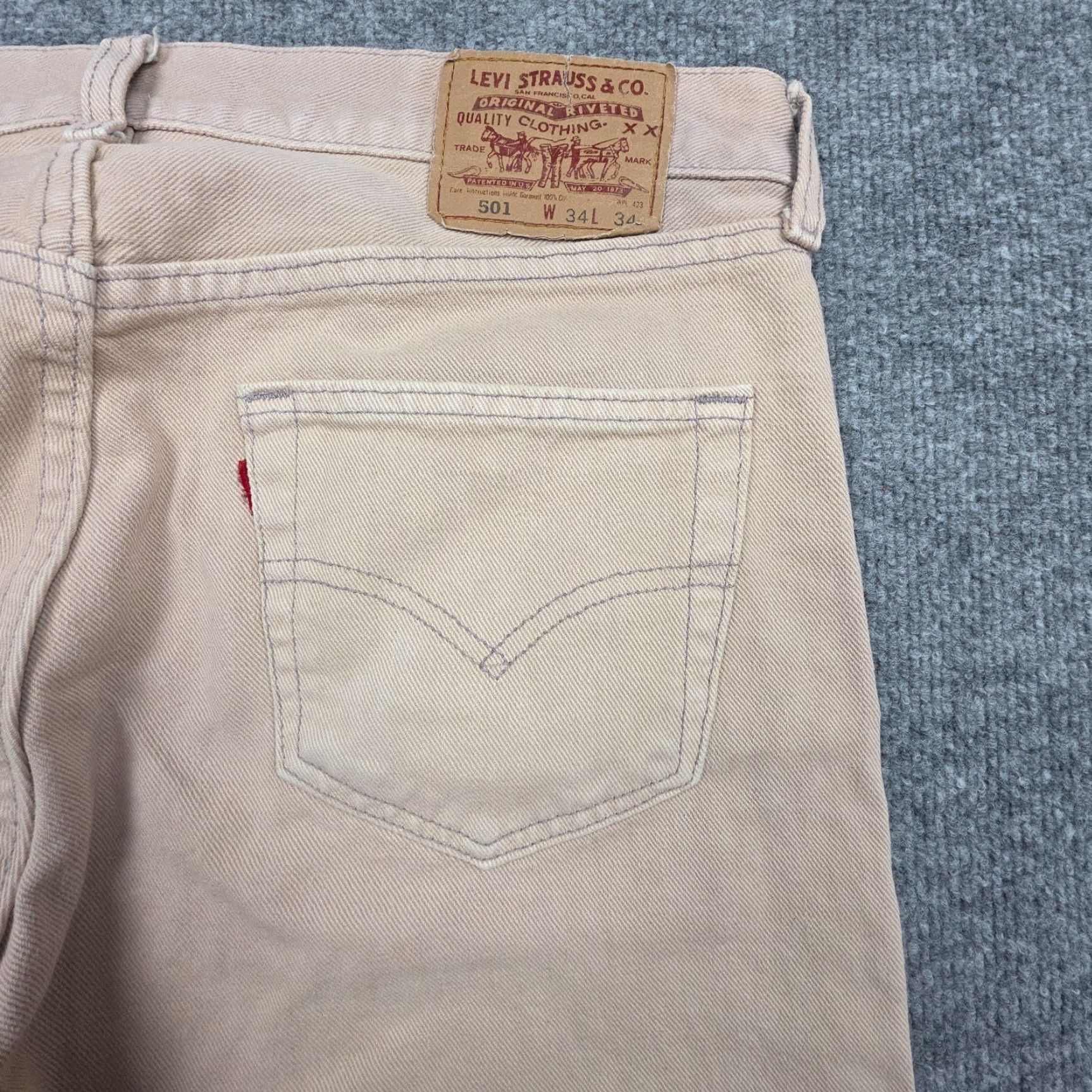 Levi's VINTAGE Levi's 501 Jeans Men's 34 x 34 Beige Made USA Faded - Levi's 501 Series Jeans, 32x30 Inseam, Regular Fit, USA 5-Pocket Denim Shirt? Size US 32 / EU 48 - 4 Thumbnail