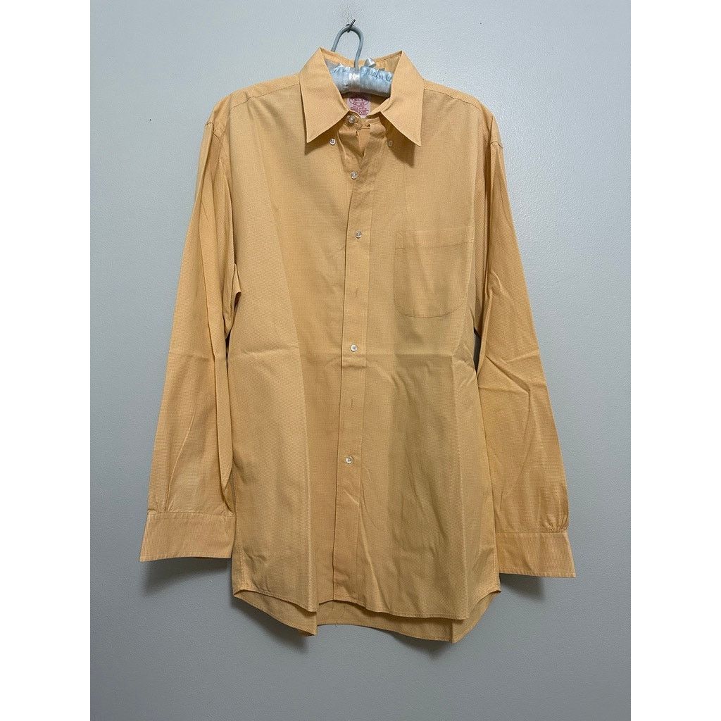 Brooks Brothers Brooks Brothers yellow gingham plaid button down size 16.5 Size US L / EU 52-54 / 3 - 2 Thumbnail