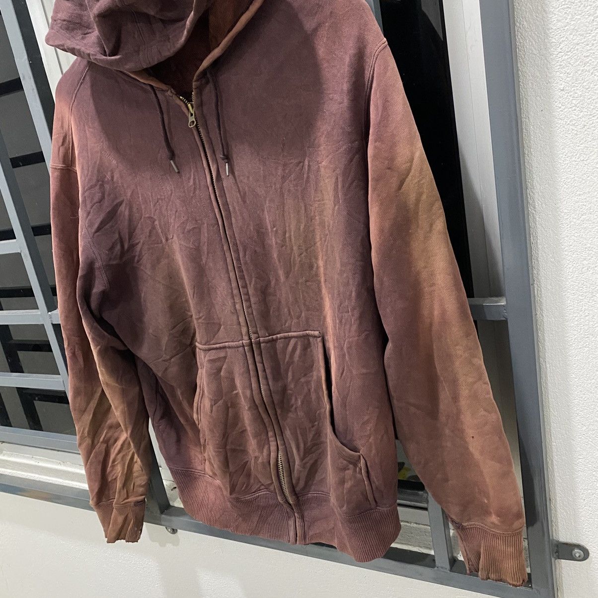 Uniqlo × Vintage thrasher sun faded hoodei A1 Size US L / EU 52-54 / 3 - 4 Thumbnail