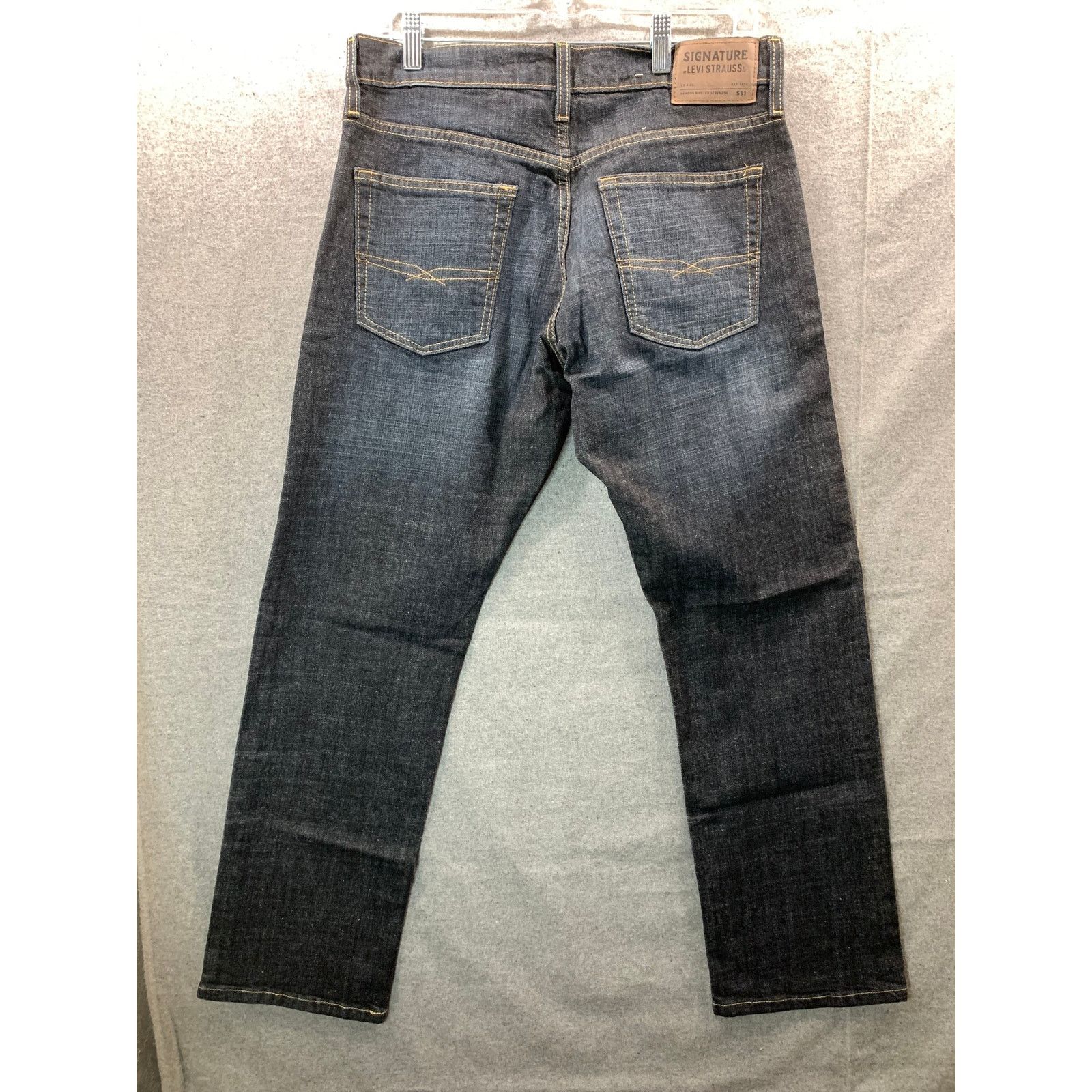 Other Signature by Levi Strauss & Co Jeans Women Size W32 L30 Size 32" / US 10 / IT 46 - 2 Thumbnail
