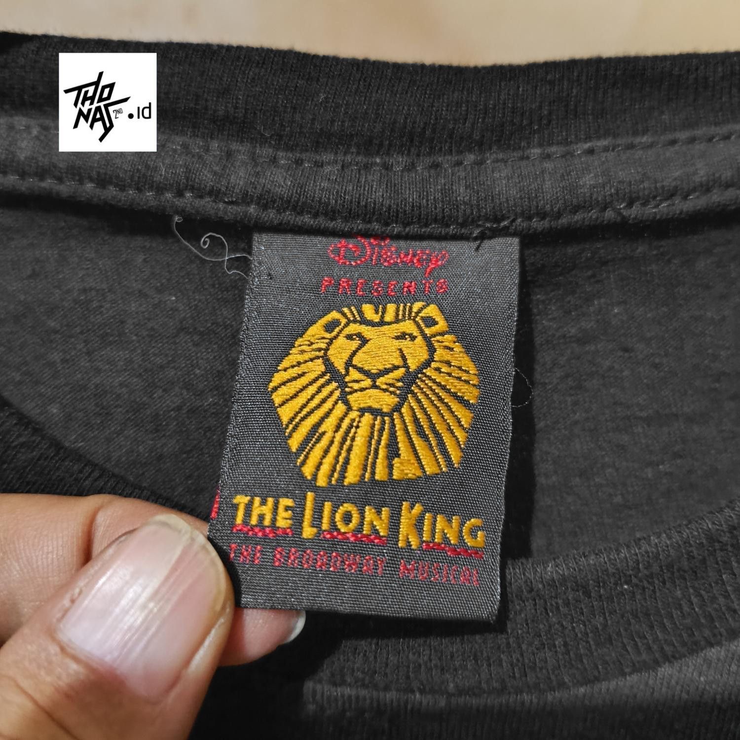 Disney Lion King Scar Surrounded by Idiots Size US L / EU 52-54 / 3 - 5 Thumbnail