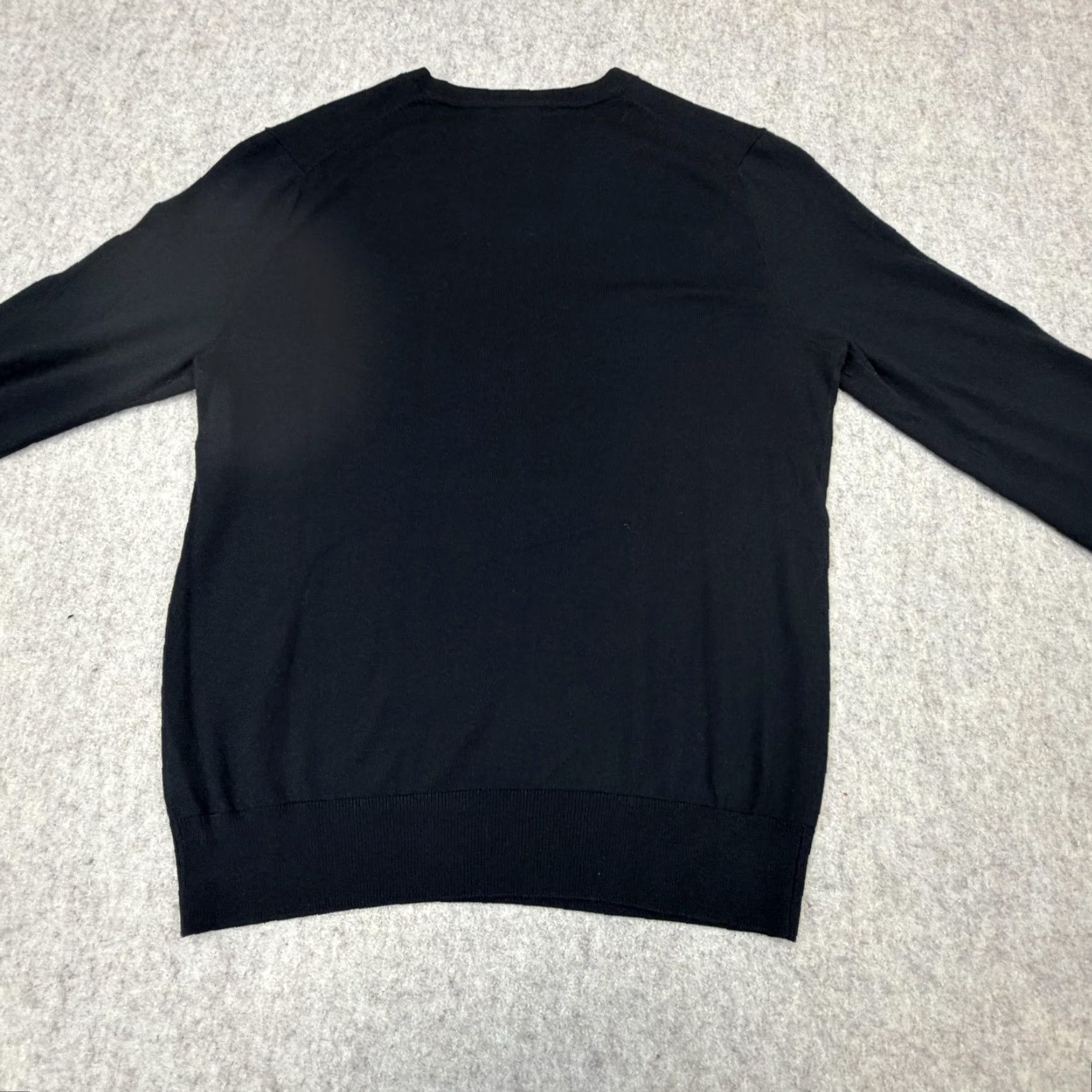 Banana Republic Banana Republic Sweater M Black Silk Cashmere Blended Men V-Neck Pullover Lightweight Knit Carded Solid Pattern Modern Size US M / EU 48-50 / 2 - 6 Thumbnail