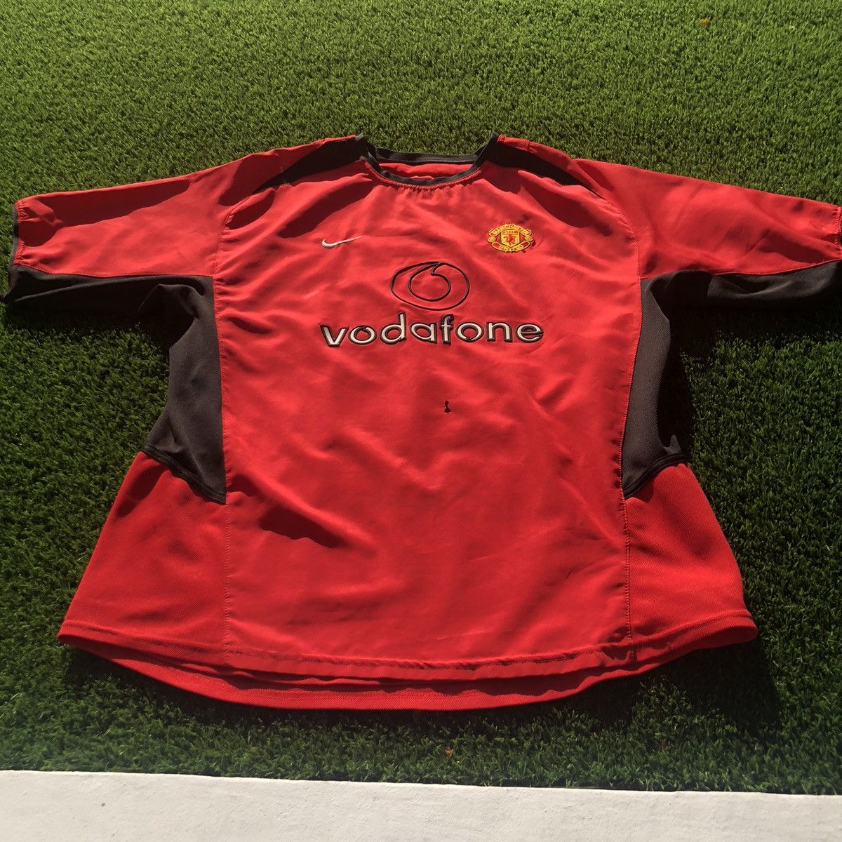 Nike × Vintage JERSEY VODAVONE MANCHESTER UNITED 2004-2005 Size US M / EU 48-50 / 2 - 1 Thumbnail