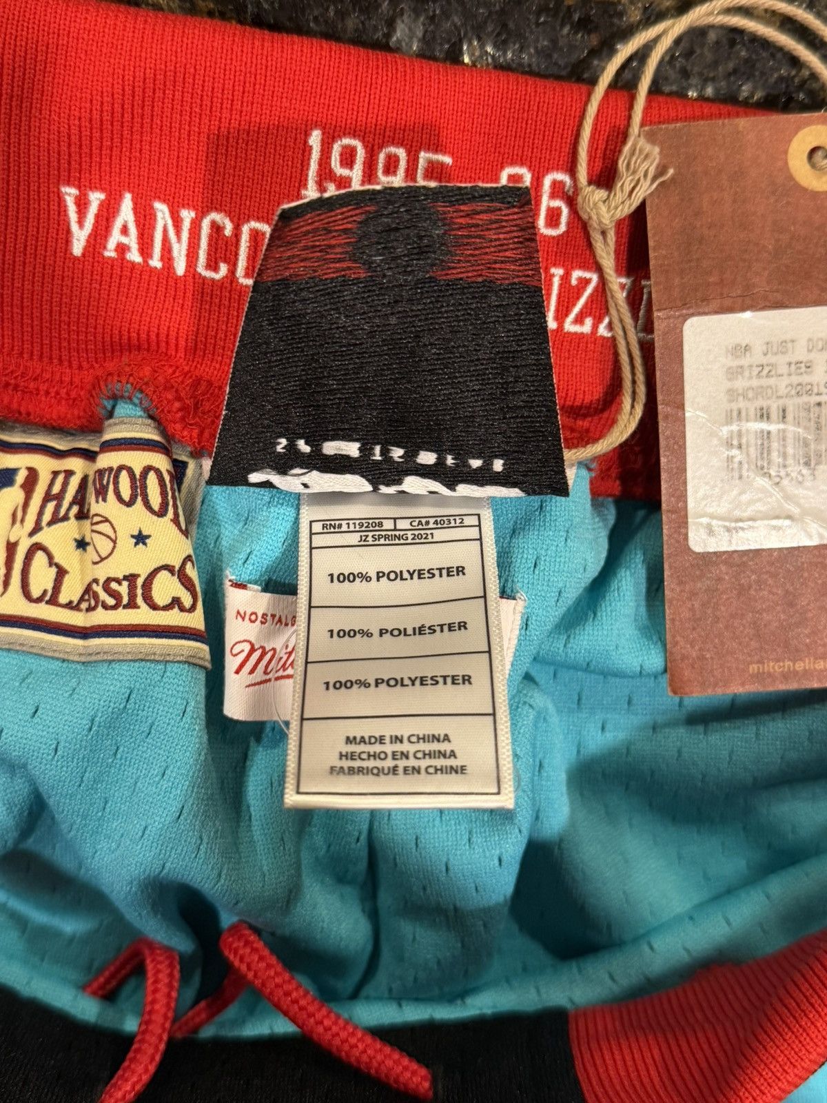 Just Don × Mitchell & Ness × Rsvp Gallery Just Don x Mitchell & Ness NBA Vancover Grizzlies Shorts Size US 34 / EU 50 - 10 Thumbnail
