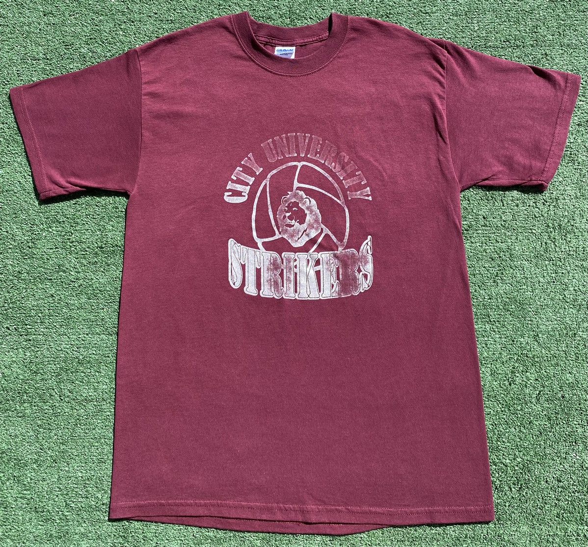 Gildan VTG 90’s City University Memphis Double Sided T-Shirt Med. Size US M / EU 48-50 / 2 - 1 Thumbnail