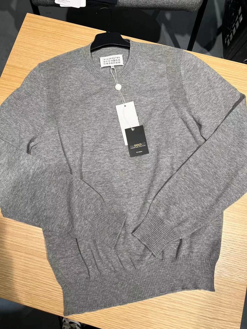 Maison Margiela Maison Margiela Sweater 2501-Nextarrow Size US L / EU 52-54 / 3 - 1 Thumbnail
