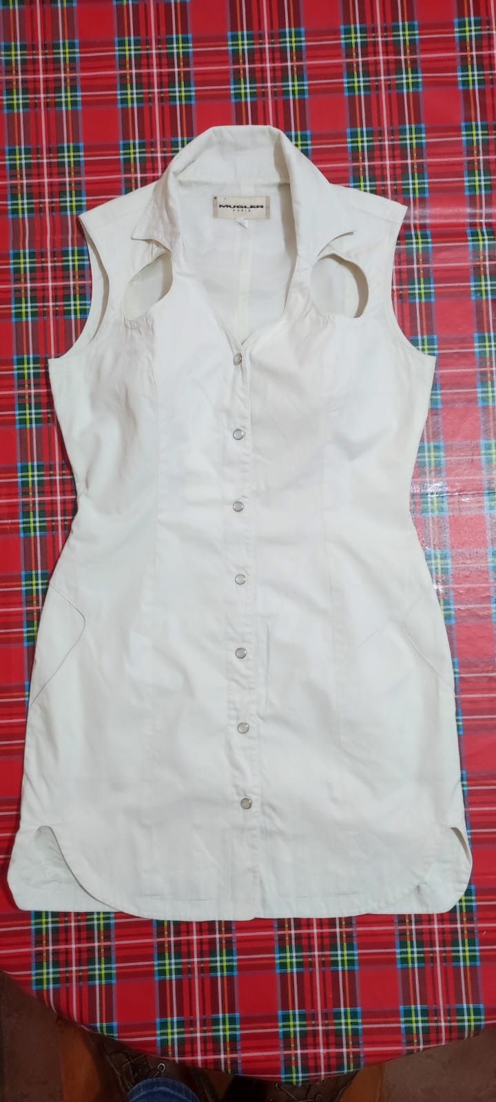 abito mugler bianco