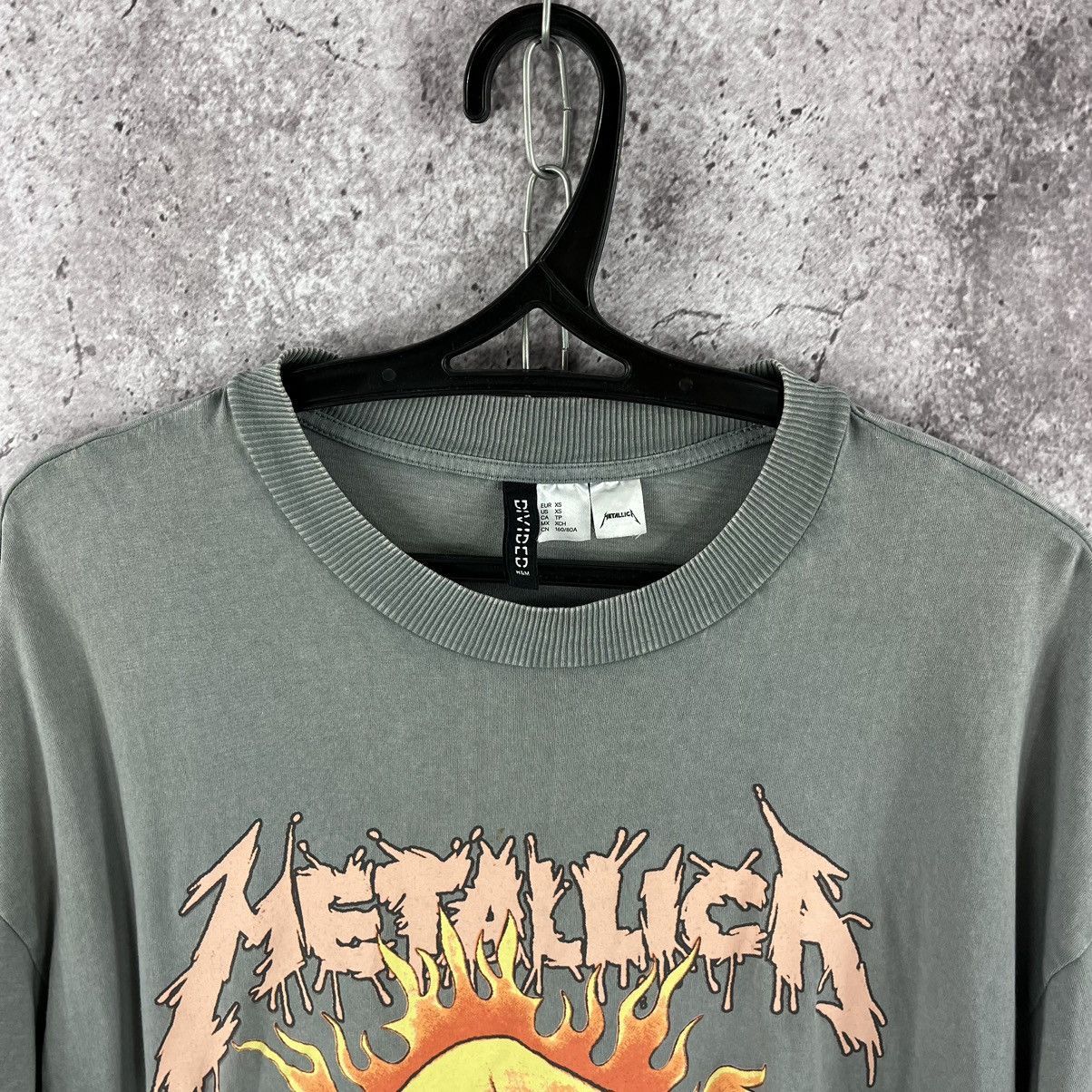 H&M × Metallica Metallica x H&M Oversized T-Shirt Big Logo SunScull Size US XS / EU 42 / 0 - 4 Thumbnail