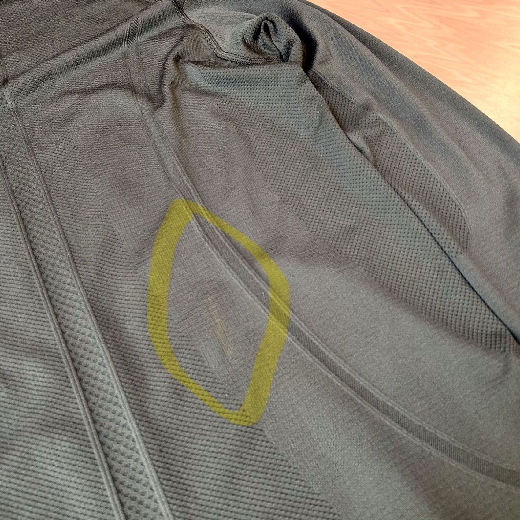 Lululemon VINTAGE LULULEMON Swiftly Tech Crew Top Long Sleeve Women's 8 Green Shirt (If applicable) Size XL / US 12-14 / IT 48-50 - 6 Thumbnail