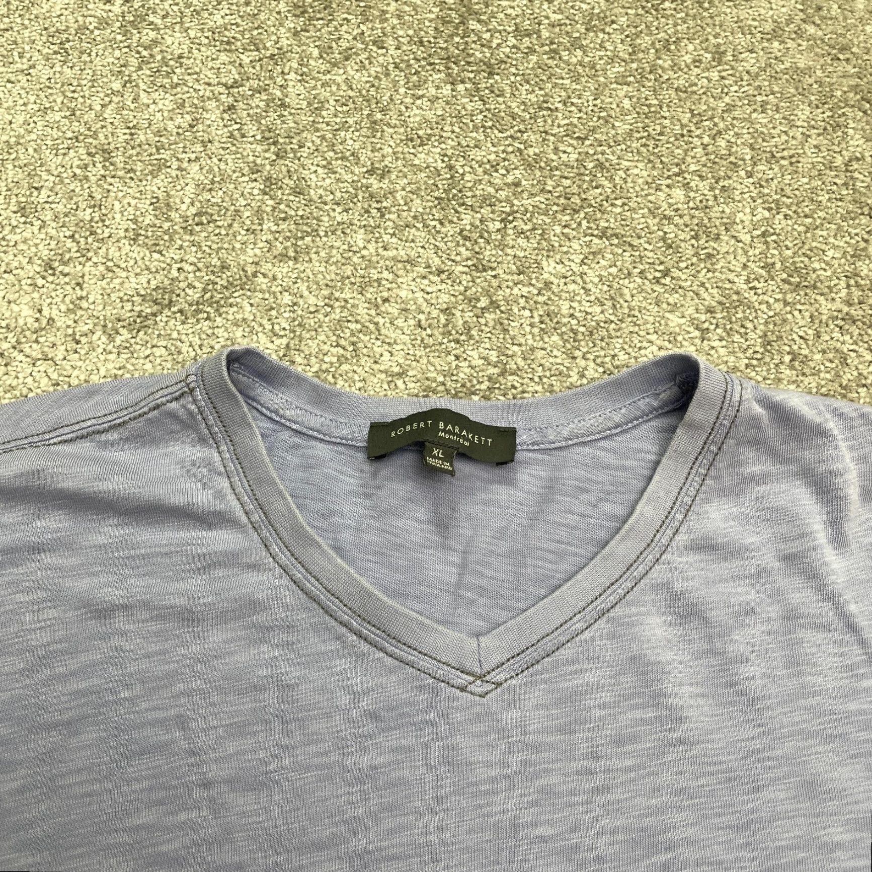 Vintage VINTAGE Robert Barakett Mens T-Shirt Long Sleeve XL Cotton Indigo Blue V-Neck Solid Designer Size US XL / EU 56 / 4 - 5 Thumbnail