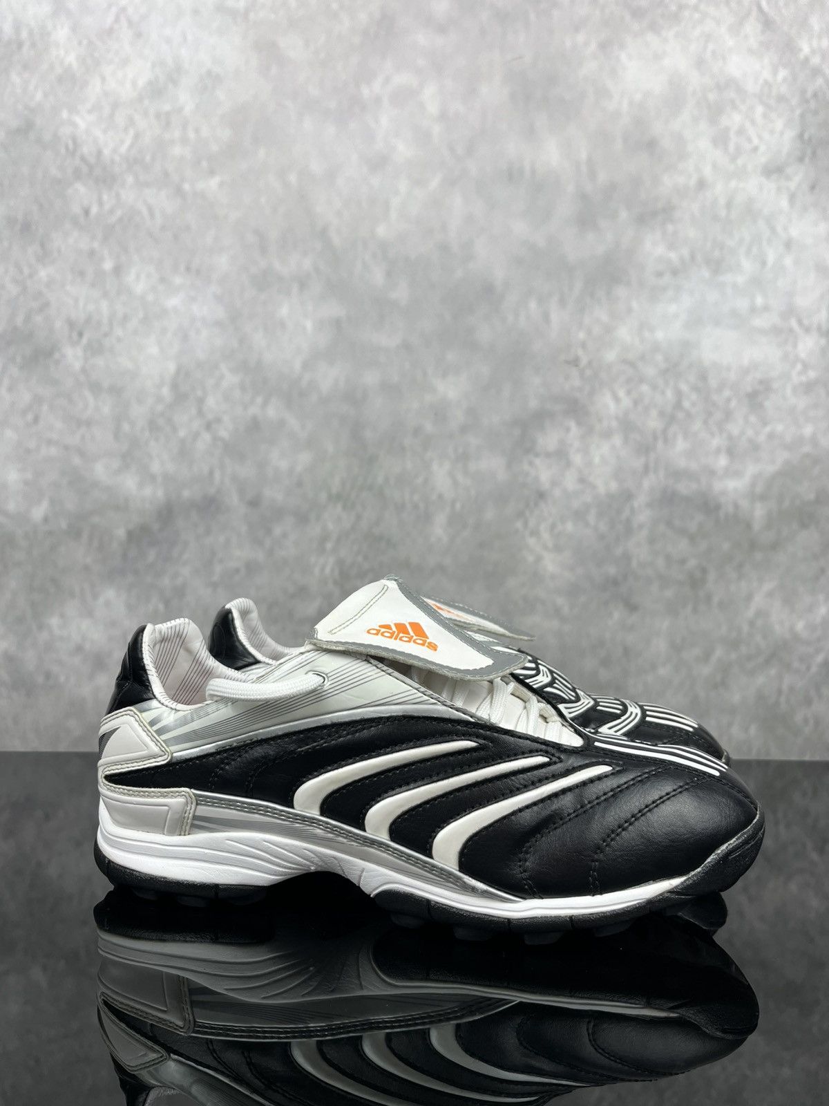Adidas Vintage Adidas Predator Absolado TRX TF (2000s) US 6.5 Size US 6.5 / EU 39-40 - 1 Thumbnail