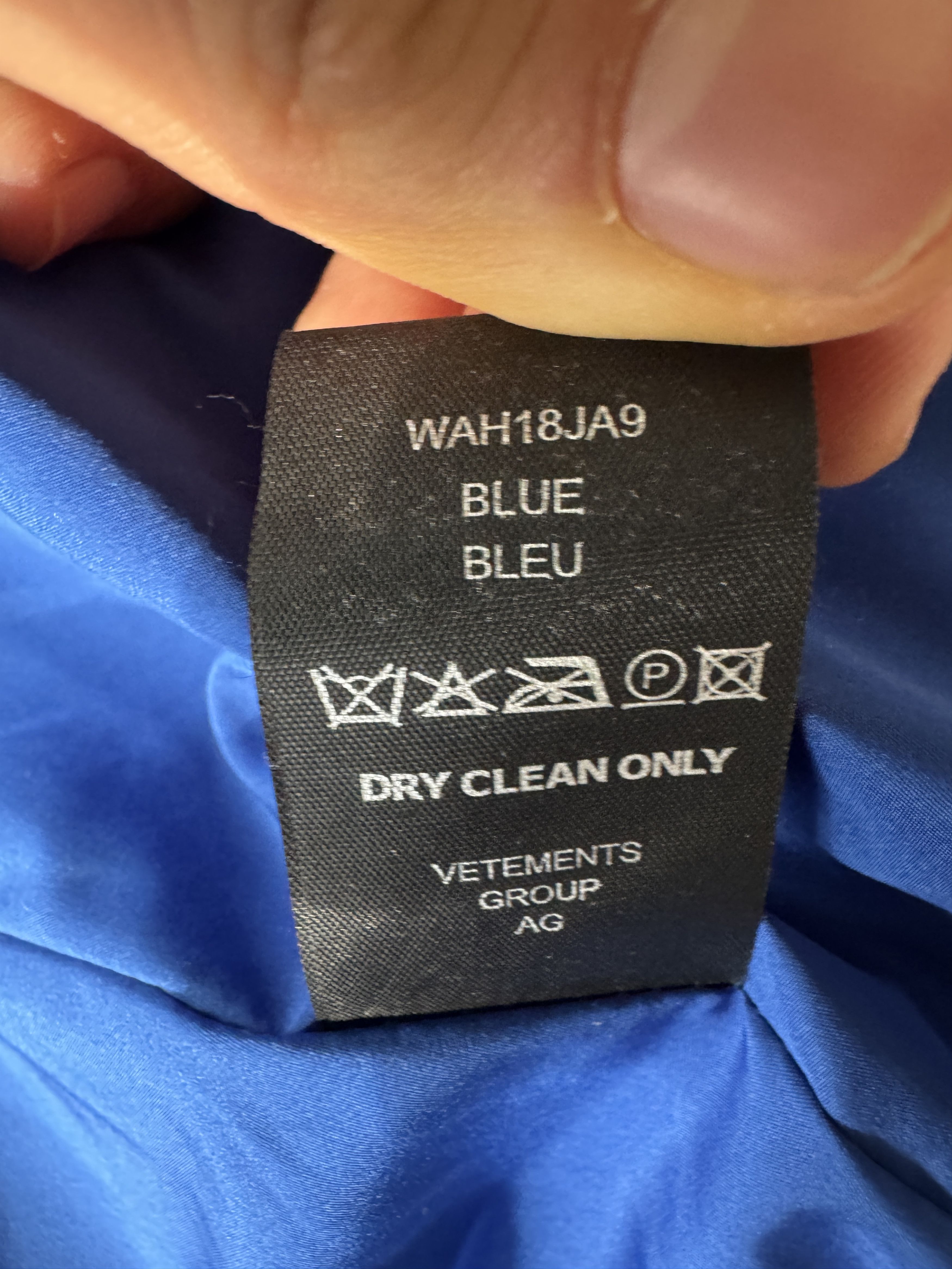 Vetements AW17 Miss Webcam Puffer Jacket Size US XS / EU 42 / 0 - 14 Thumbnail