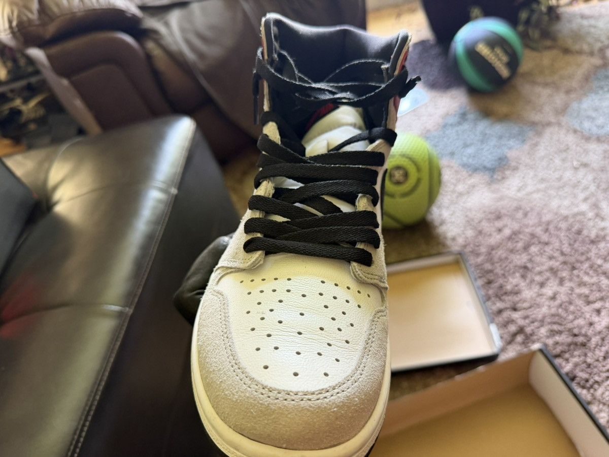Nike Air Jordan 1 Retro HIGH OG Light smoke Grey Size US 10.5 / EU 43-44 - 3 Thumbnail