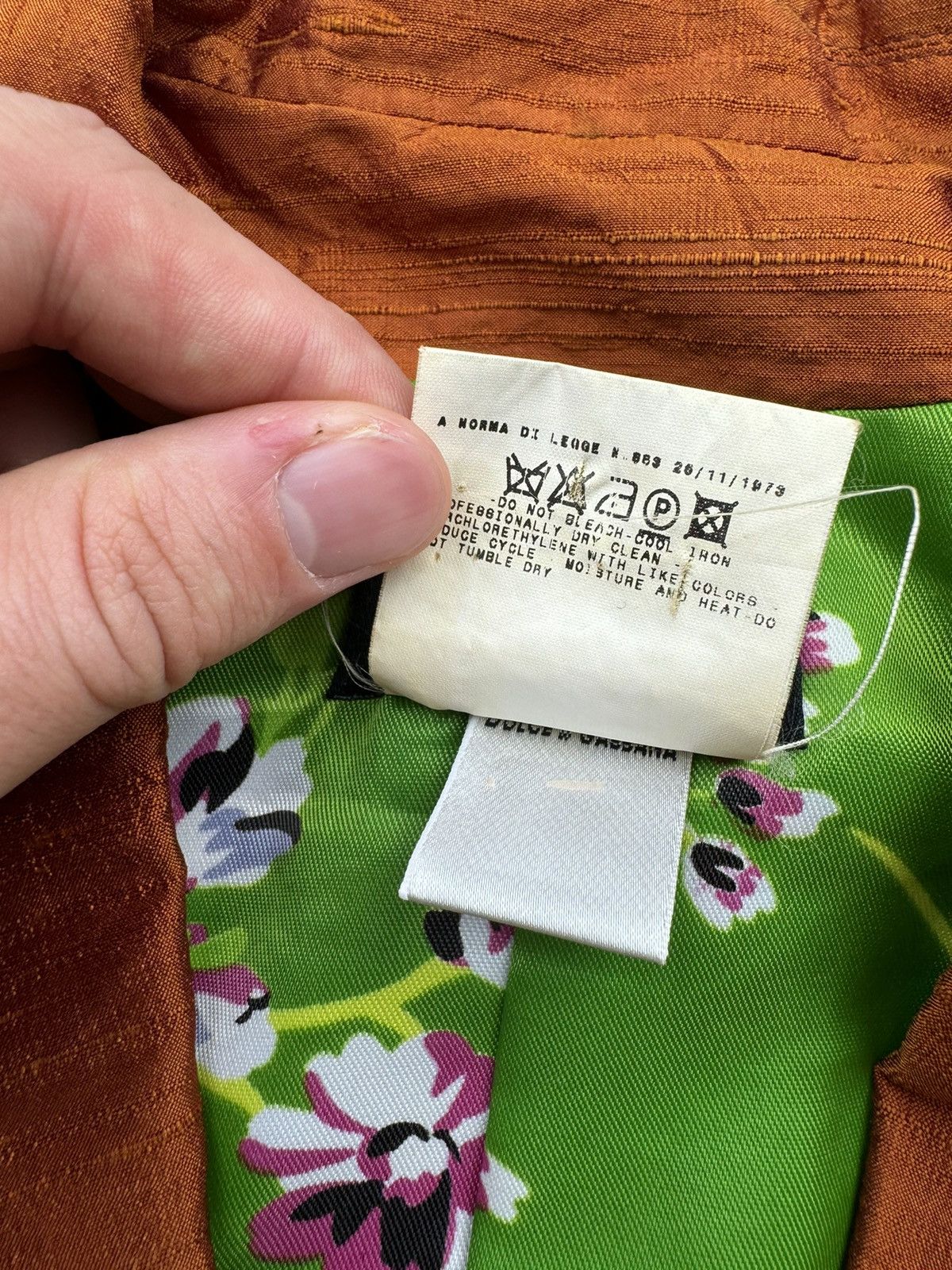 Dolce & Gabbana × Vintage Dolce & Gabbana Vintage Silk Blazer Size XS / US 0-2 / IT 36-38 - 7 Thumbnail