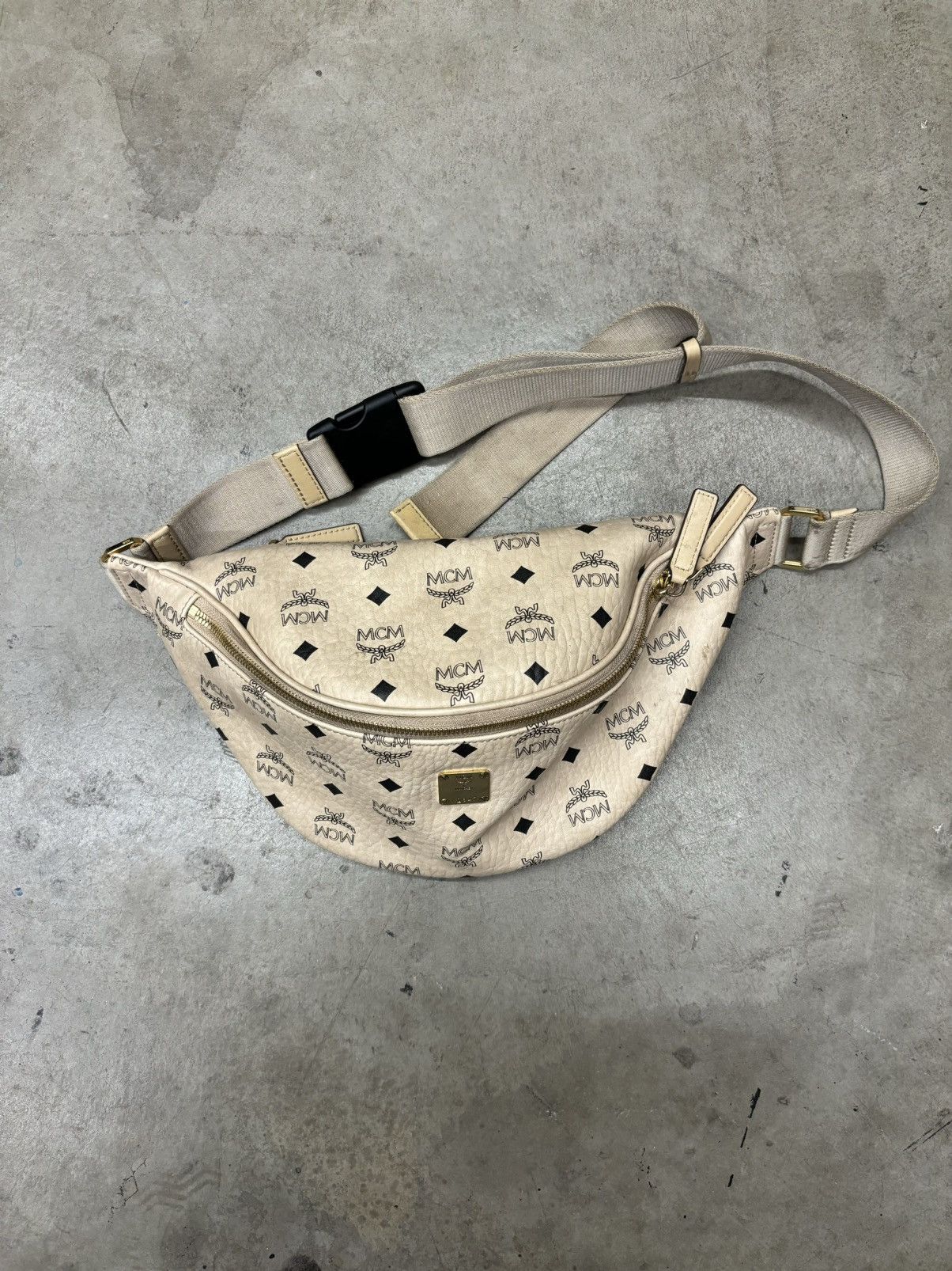 Mcm Belt Mcm Fanny Pack White MCM Leather Belt Bag - Main Image